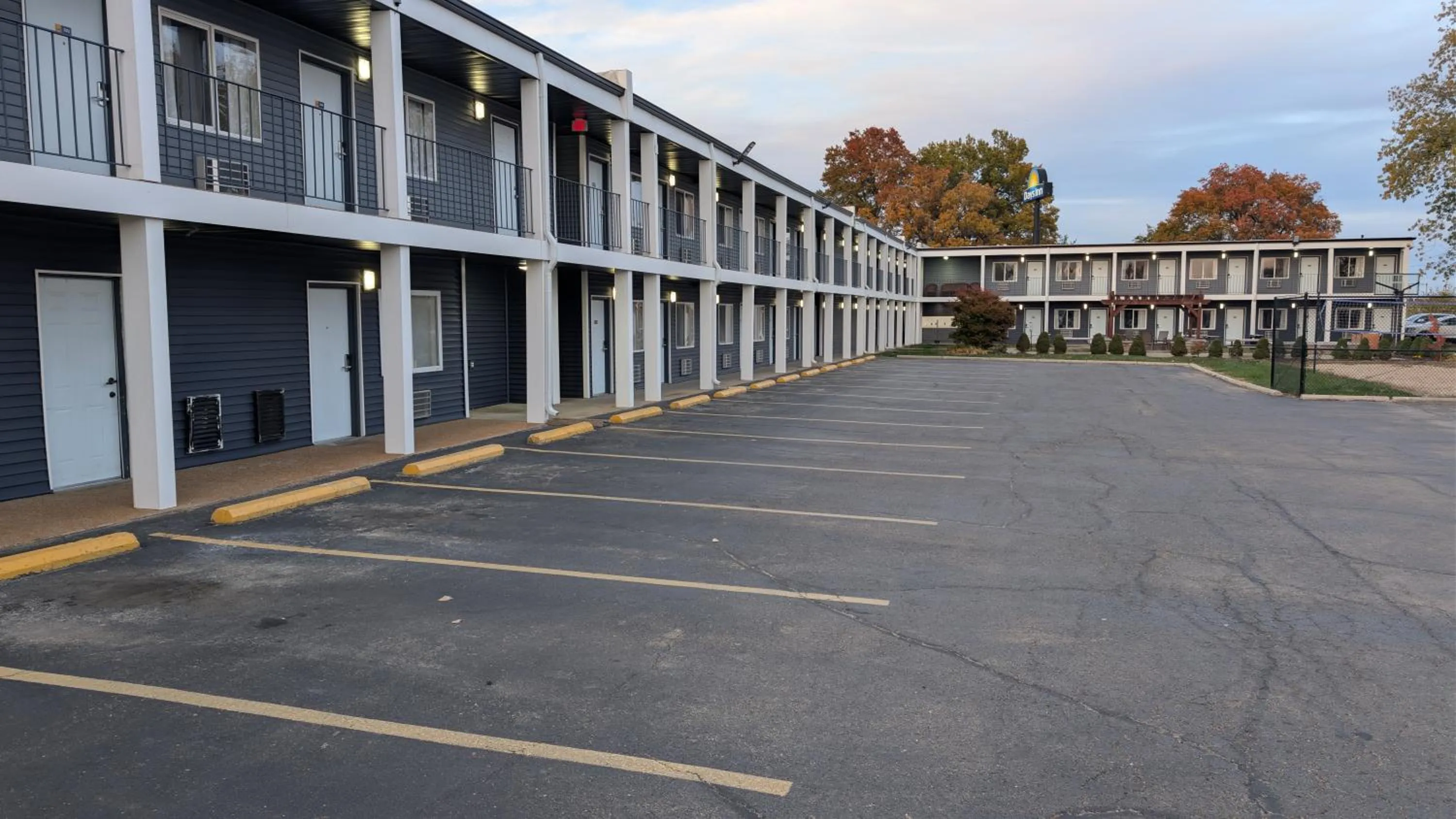 Property building in Days Inn by Wyndham Champaign/Urbana