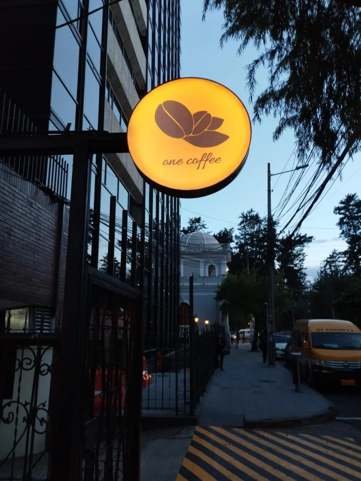 ATM in Filatelia Suites & Travel