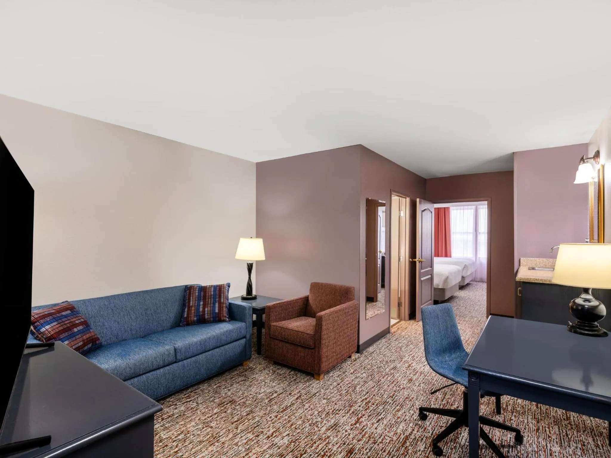 Photo of the whole room in Garner Hotel Gillette South by IHG