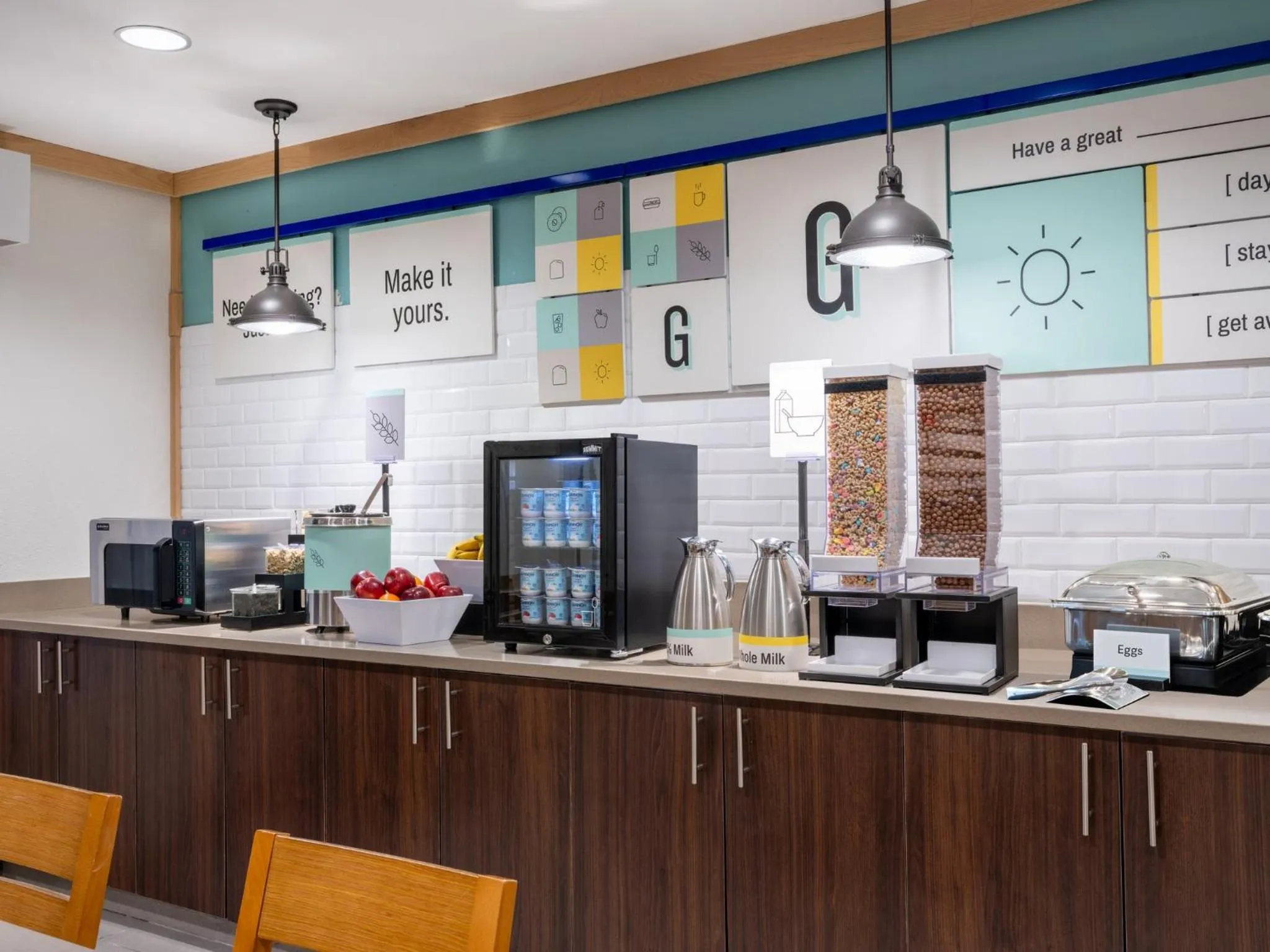 Breakfast in Garner Hotel Gillette South by IHG