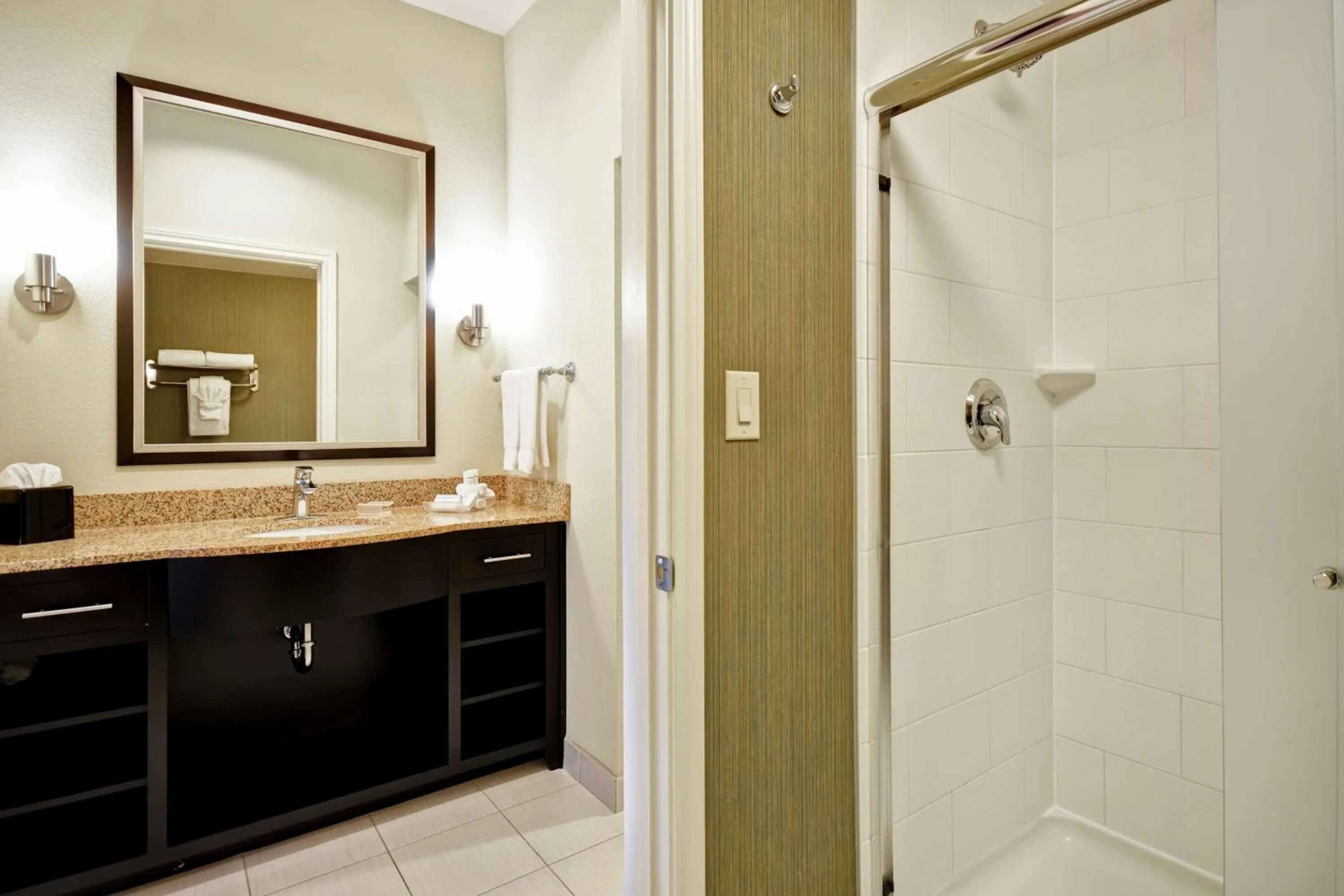 Bathroom in Homewood Suites by Hilton Fort Worth West at Cityview