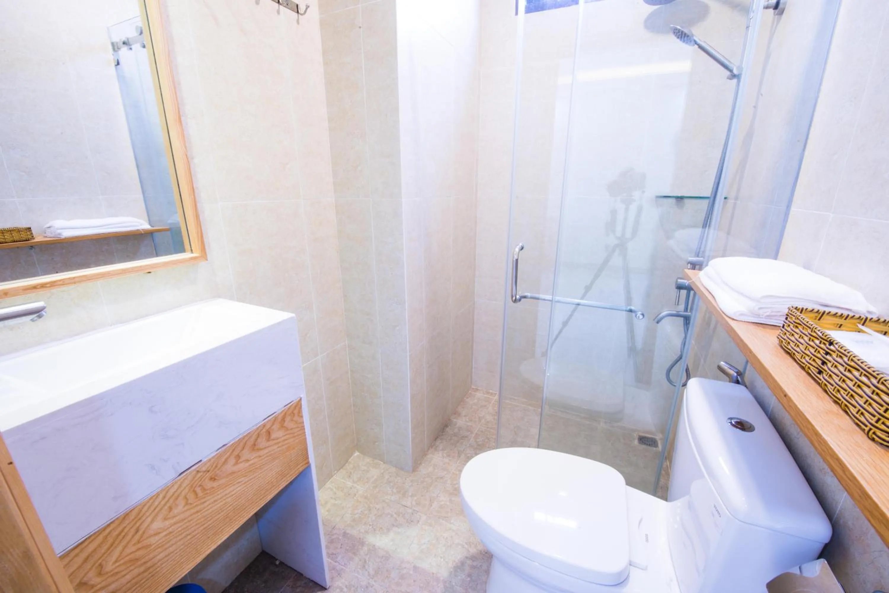 Bathroom in Sincero Hotel & Apartment