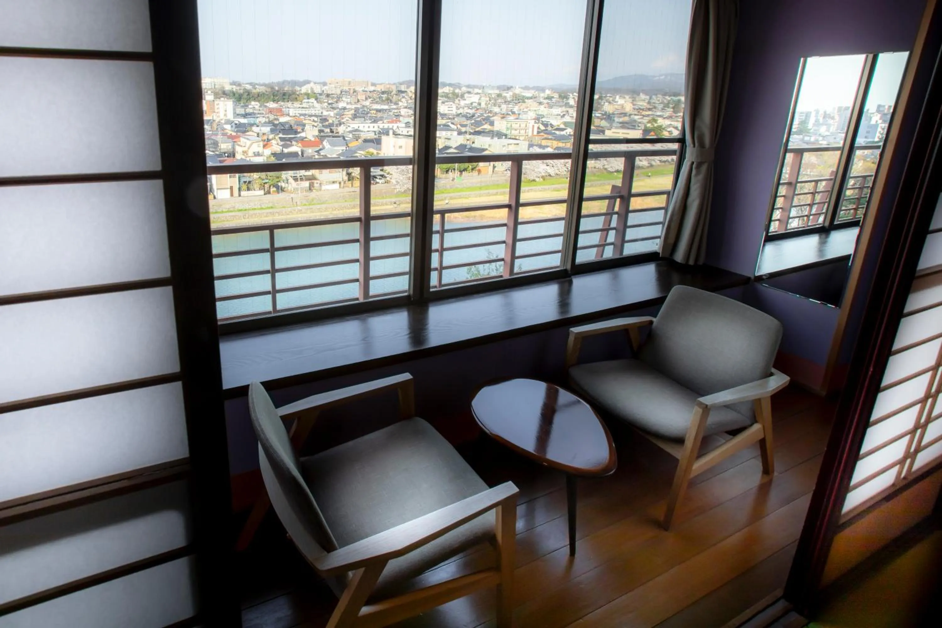 Photo of the whole room in Yuyaruru Saisai