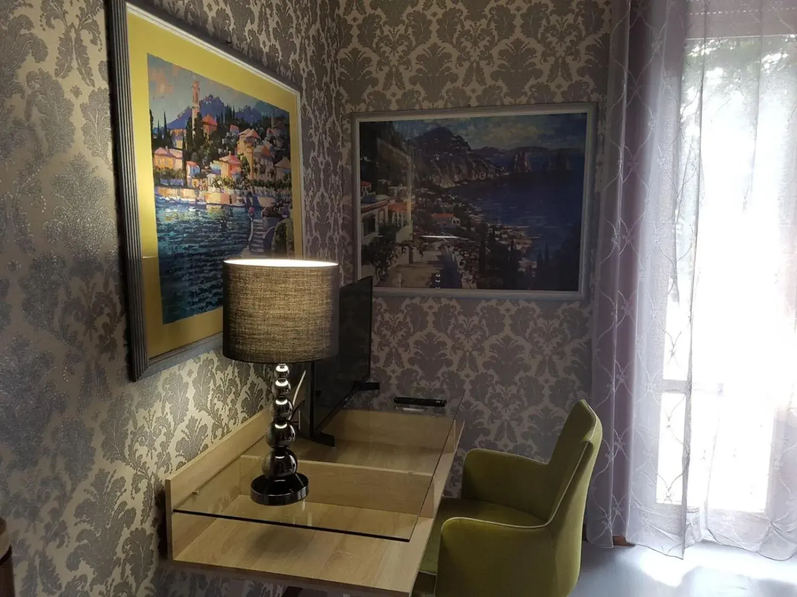 Queen Room - single occupancy in Residenza Hermitage Queen Room - single occupancy in Residenza Hermitage