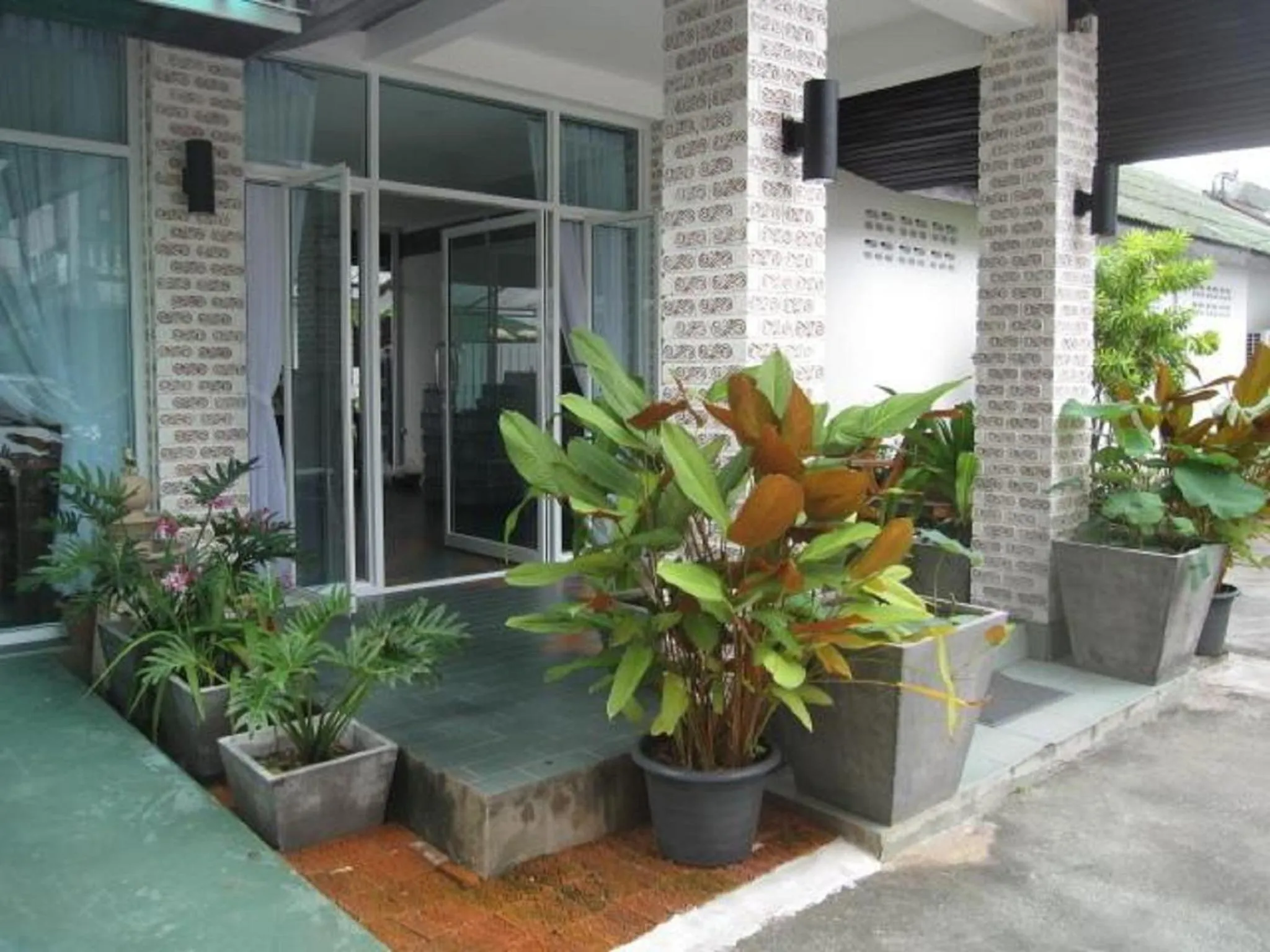 Facade/entrance in Hacienda Phuket, Patong