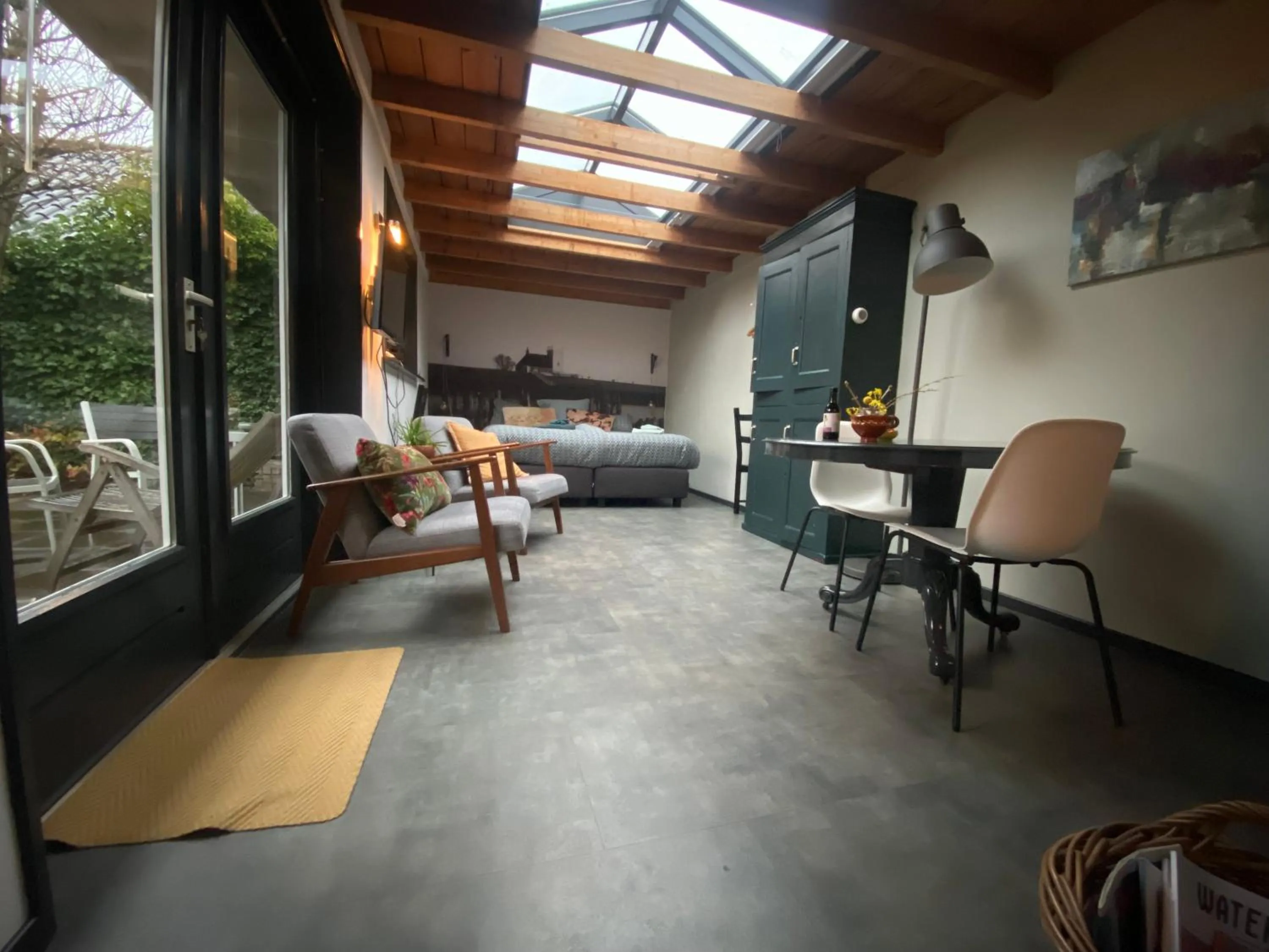 Photo of the whole room, Bed in B&B de Garaazje