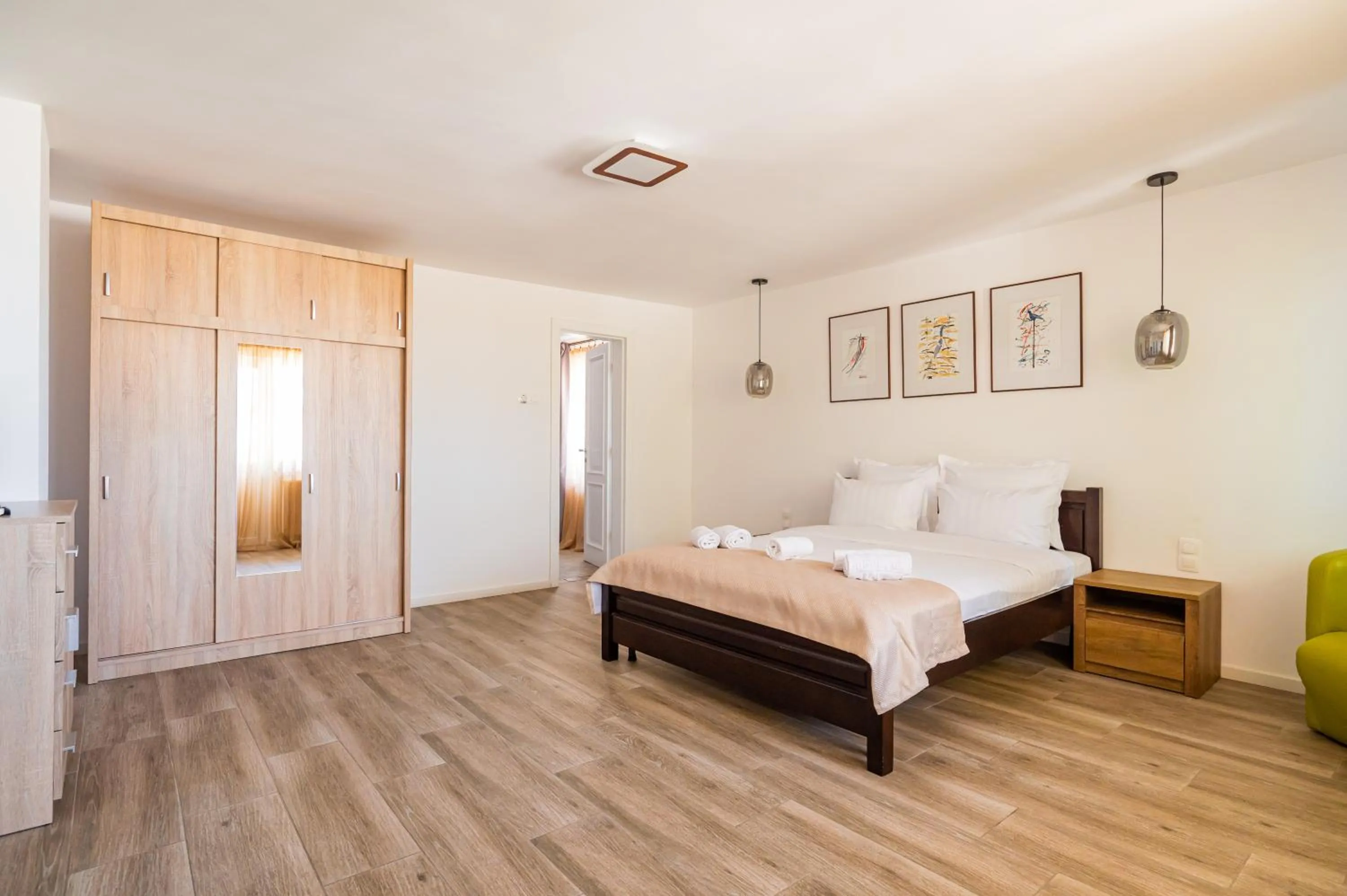 Bed in Complex Paloma Coral