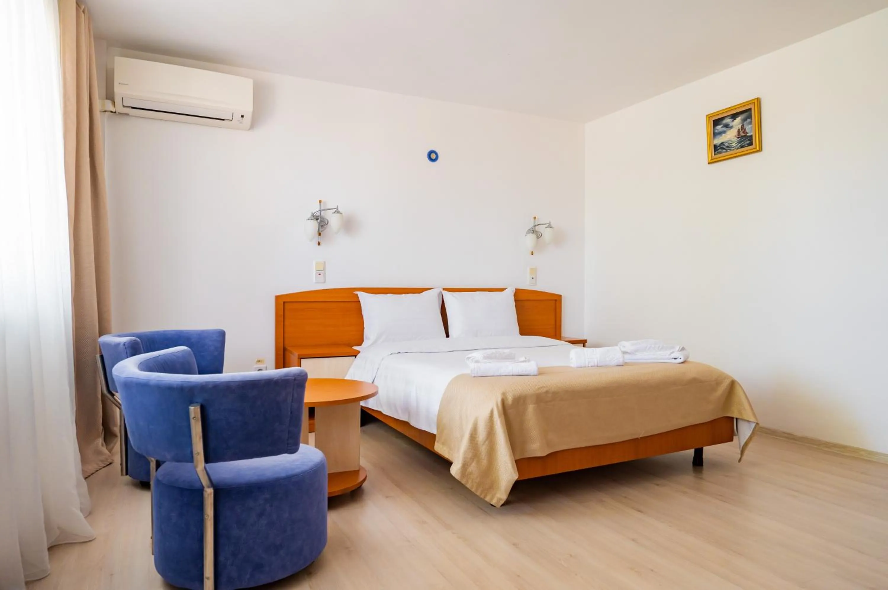 Bed in Complex Paloma Coral