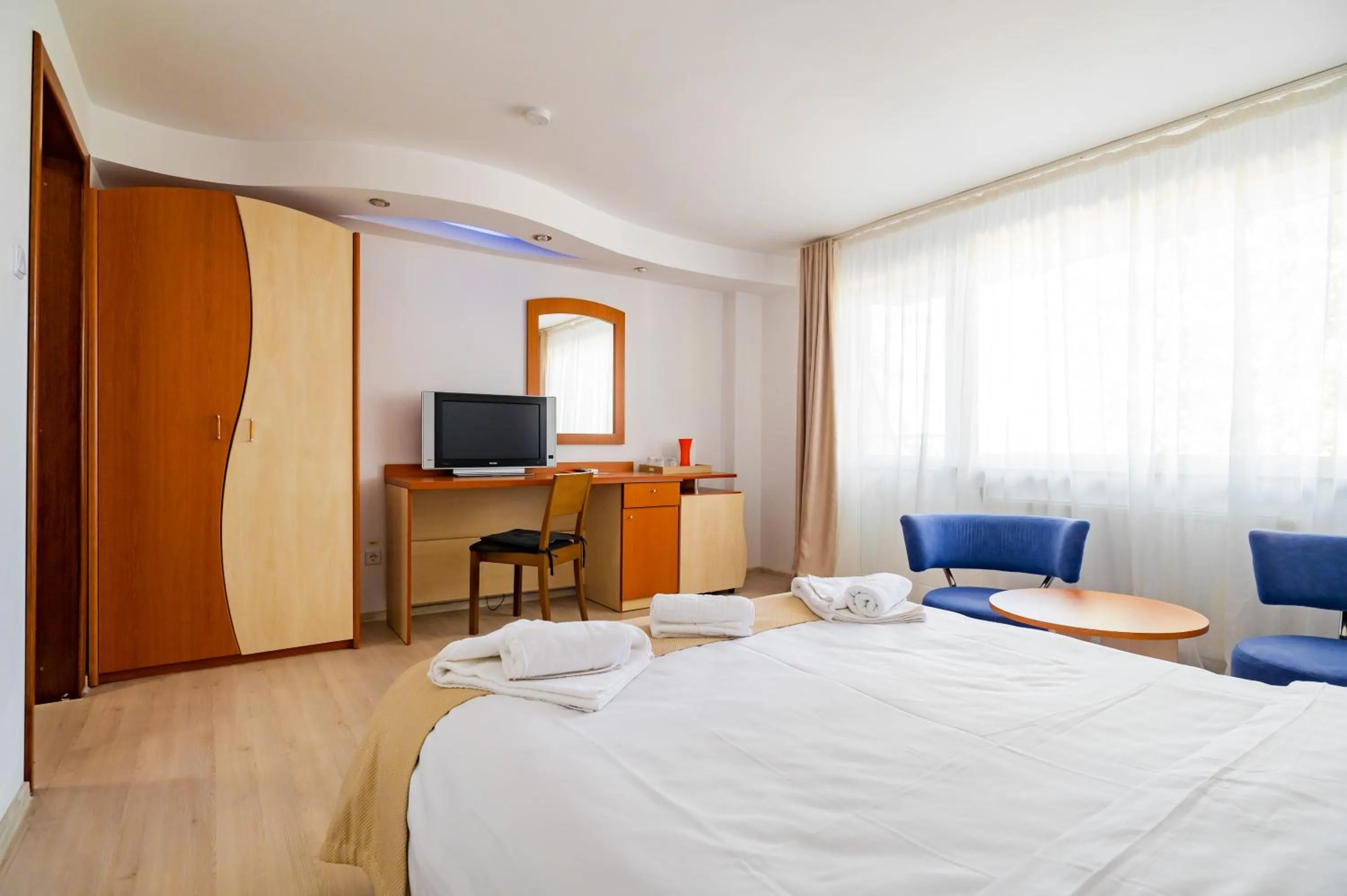 Bed in Complex Paloma Coral