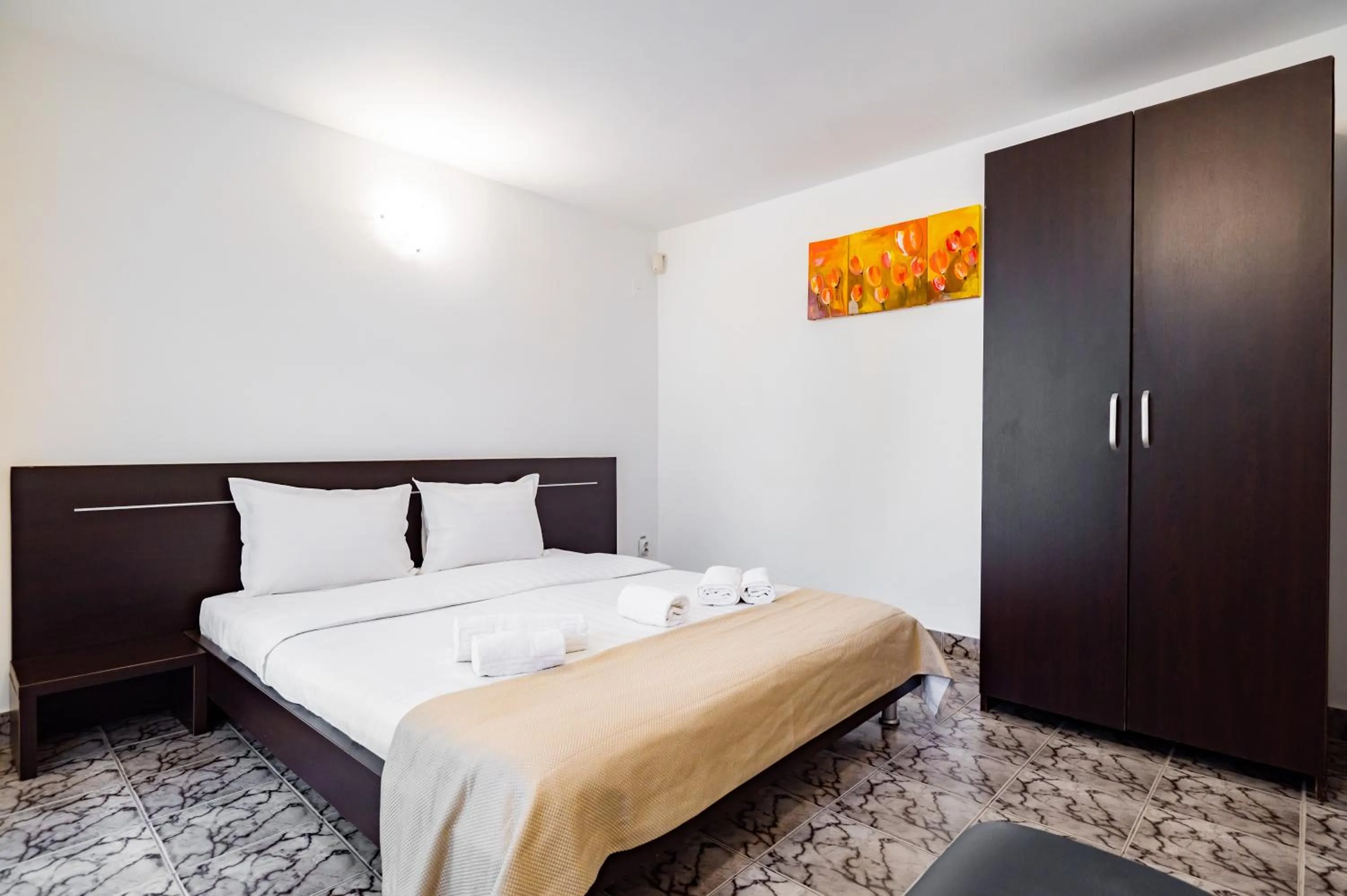 Bed in Complex Paloma Coral