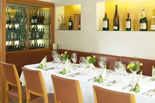 Restaurant/places to eat in Seminarhotel Lengbachhof GmbH