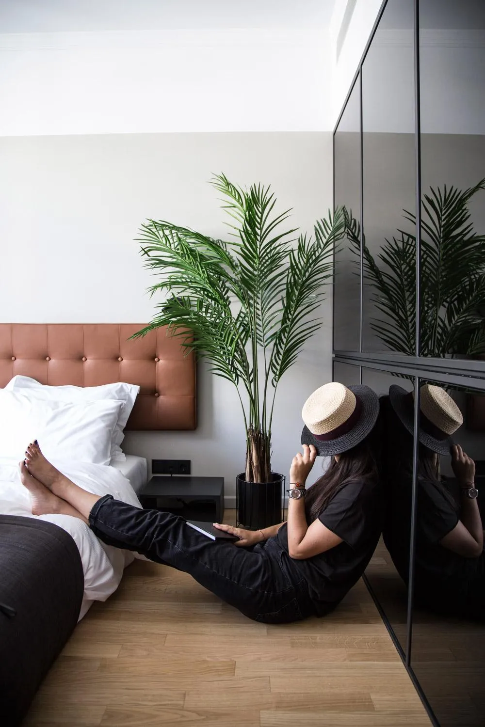 Bed in The Modernist Thessaloniki