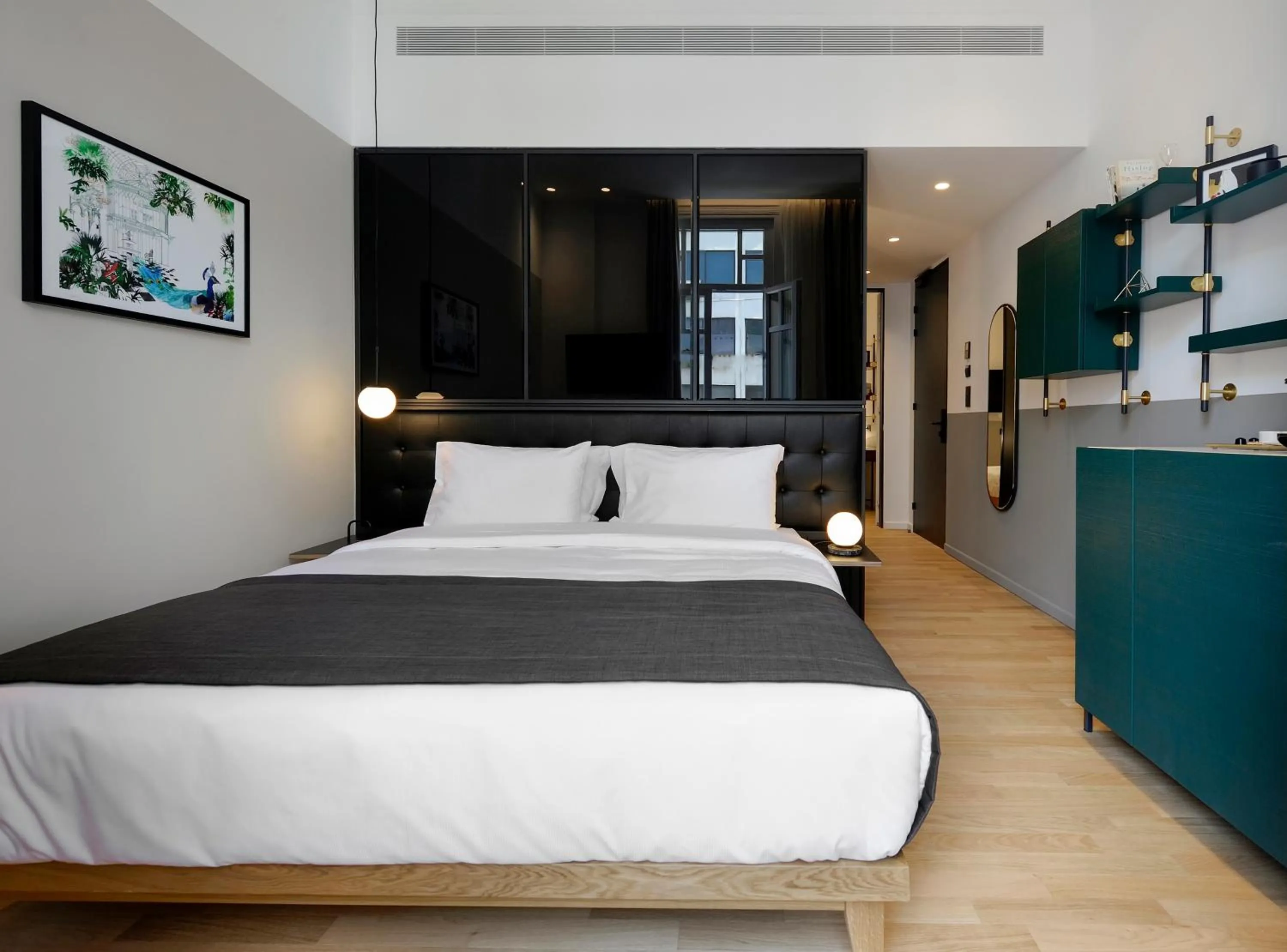 Bed in The Modernist Thessaloniki