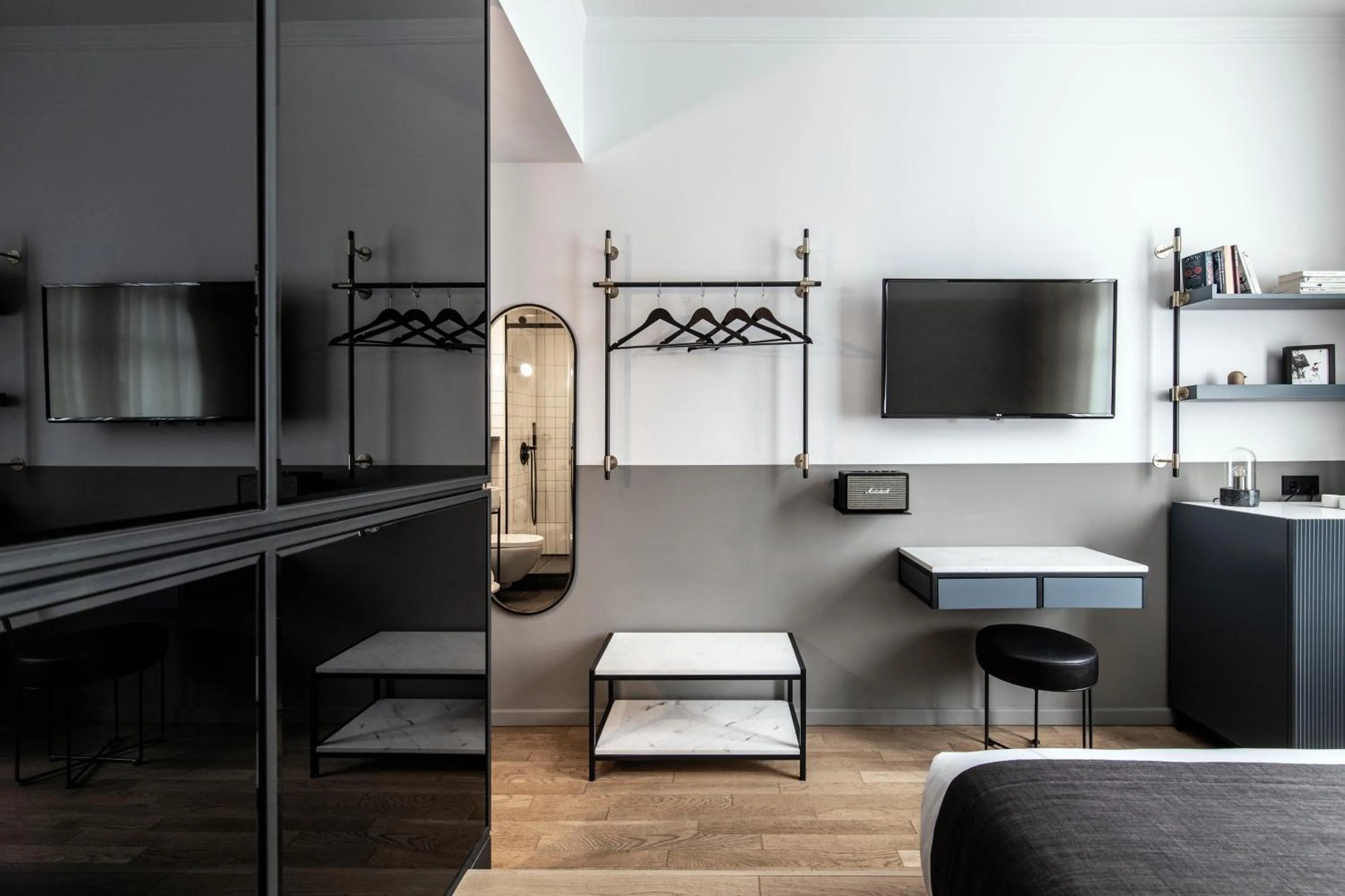 Bed in The Modernist Thessaloniki