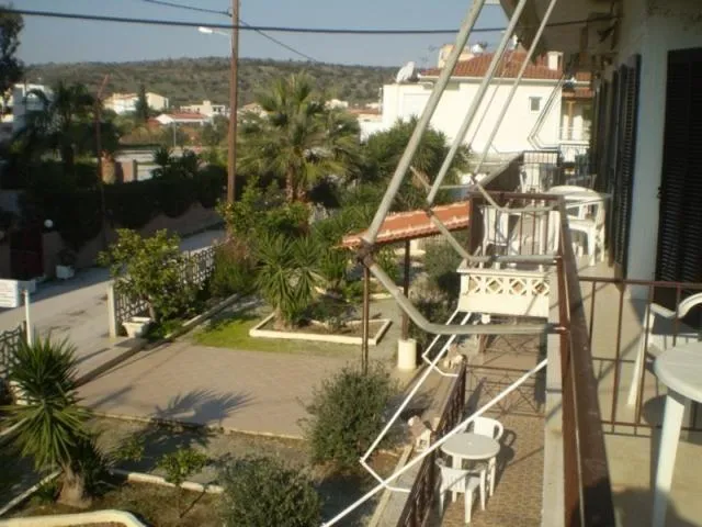 Garden in Hotel Apolafsi