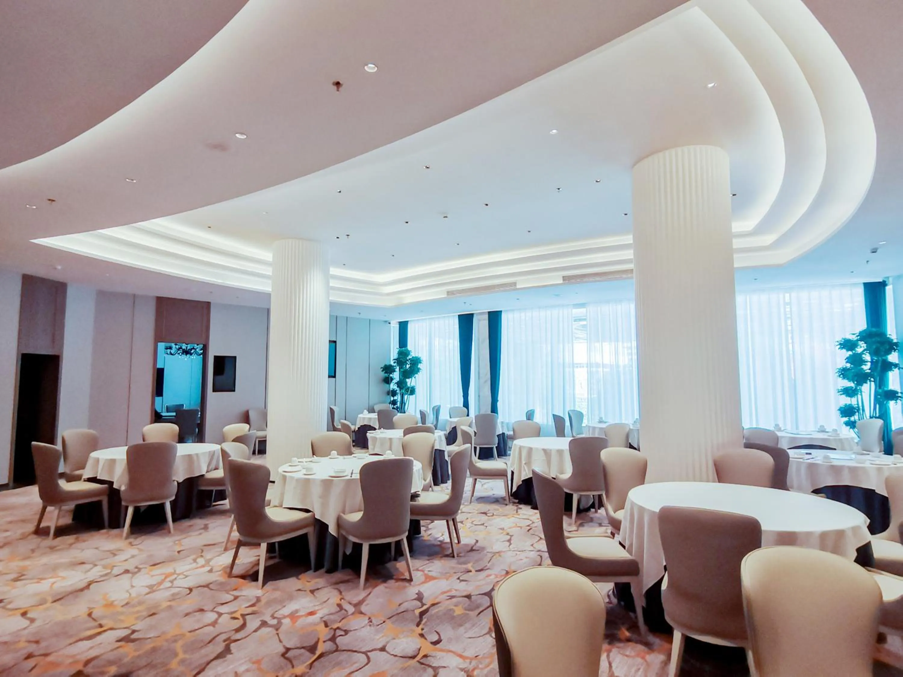 Restaurant/places to eat in Shenzhen Shanghai Hotel