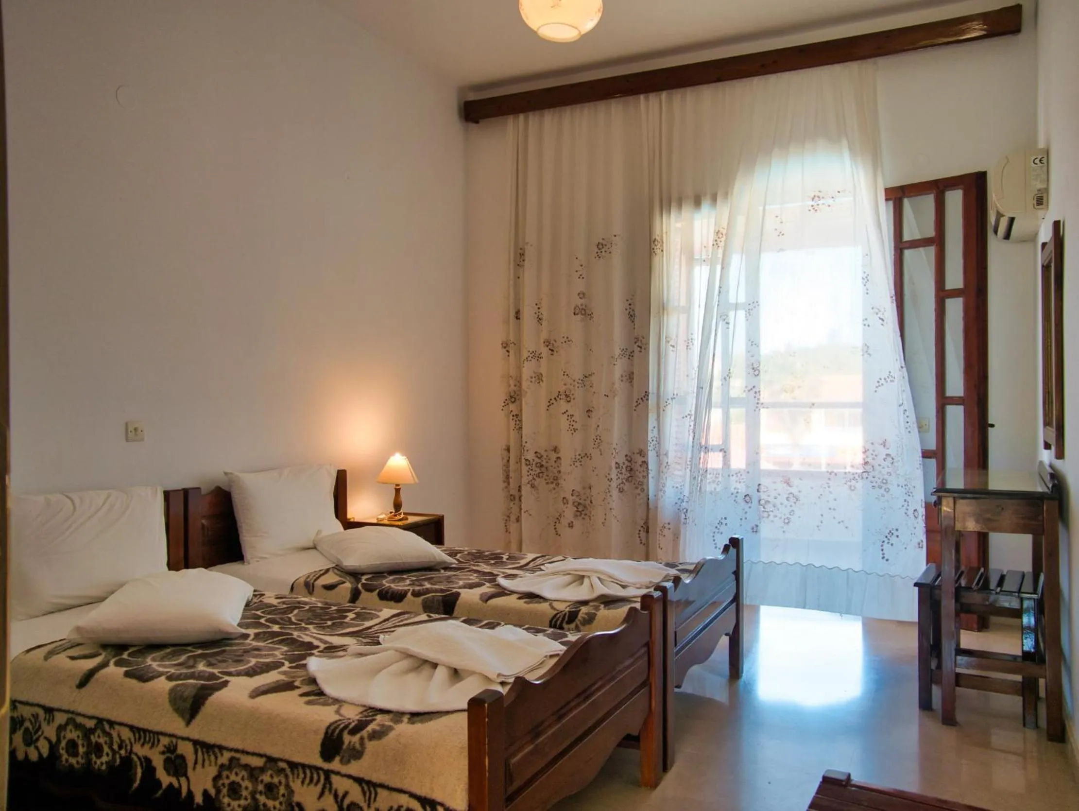 Property building, Bed in Tria Adelphia
