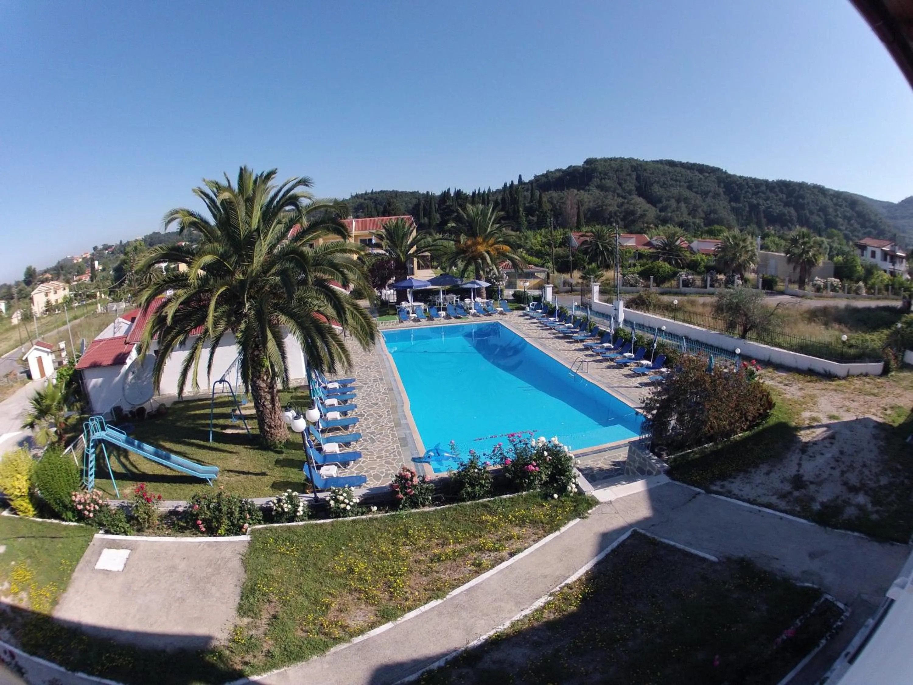 Bird's eye view in Tria Adelphia