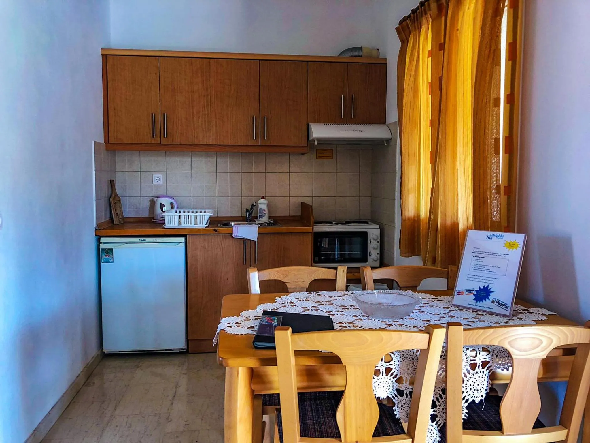 Kitchen or kitchenette in Tria Adelphia