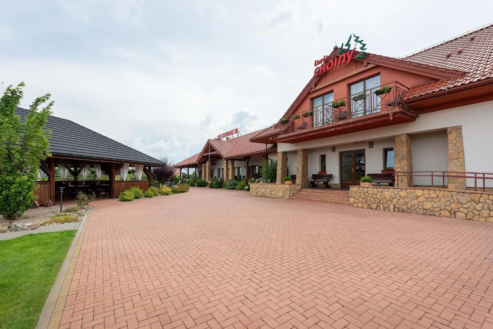 Property building in Hotel Dwór Choiny