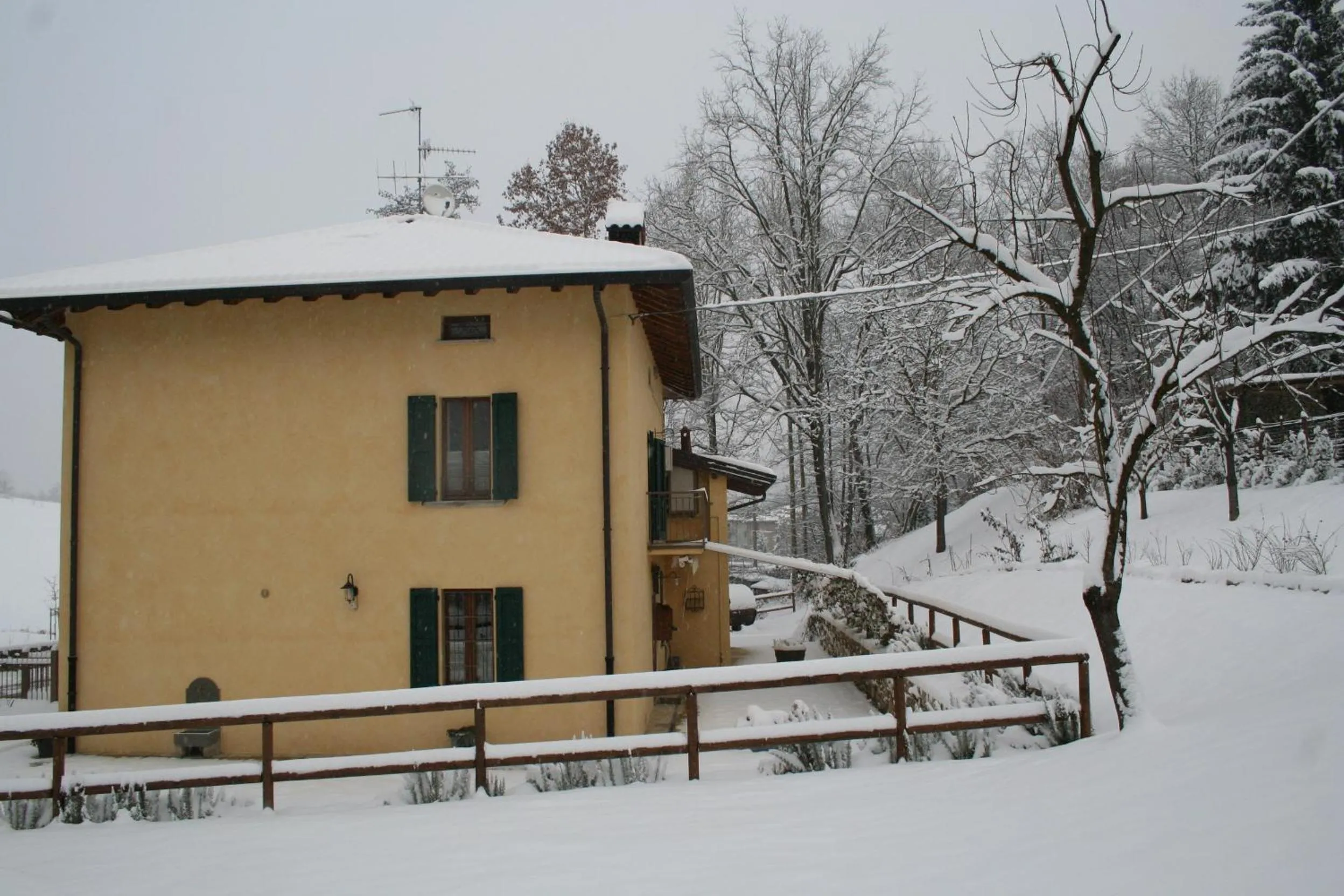 Property building in B&B La Casa Di Campagna