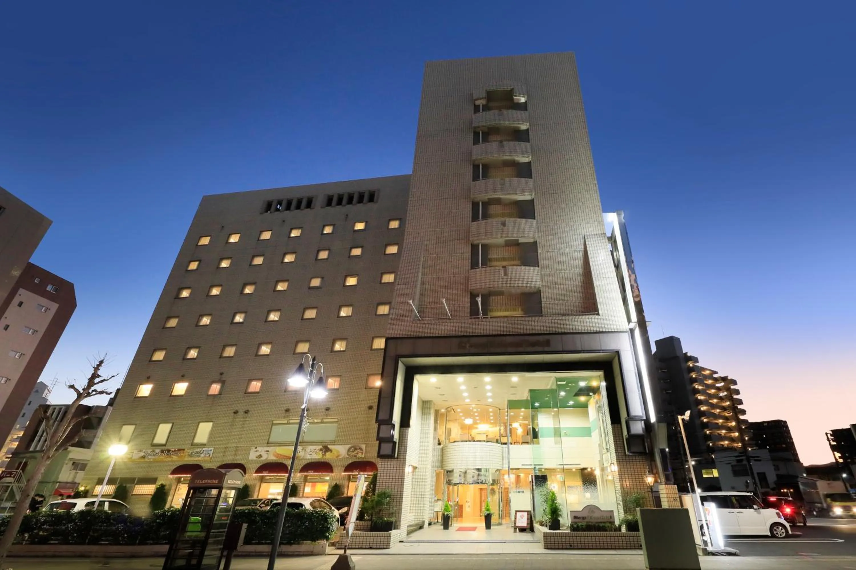 Property building in Atsugi Urban Hotel