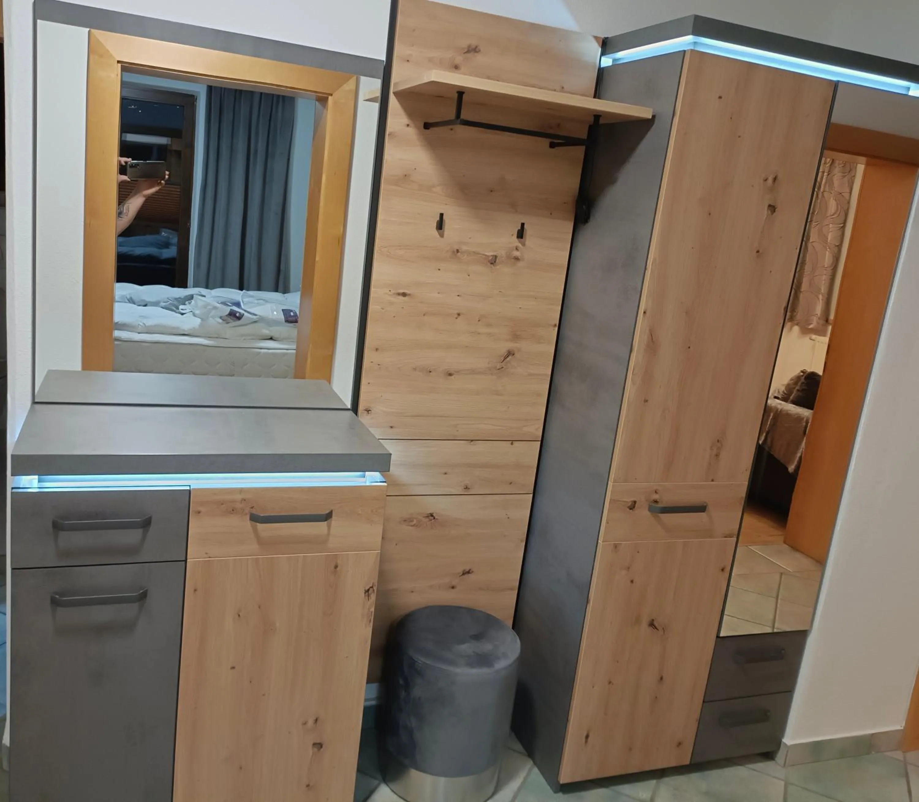 wardrobe in APPARTEMENT EBERHARTER Conny