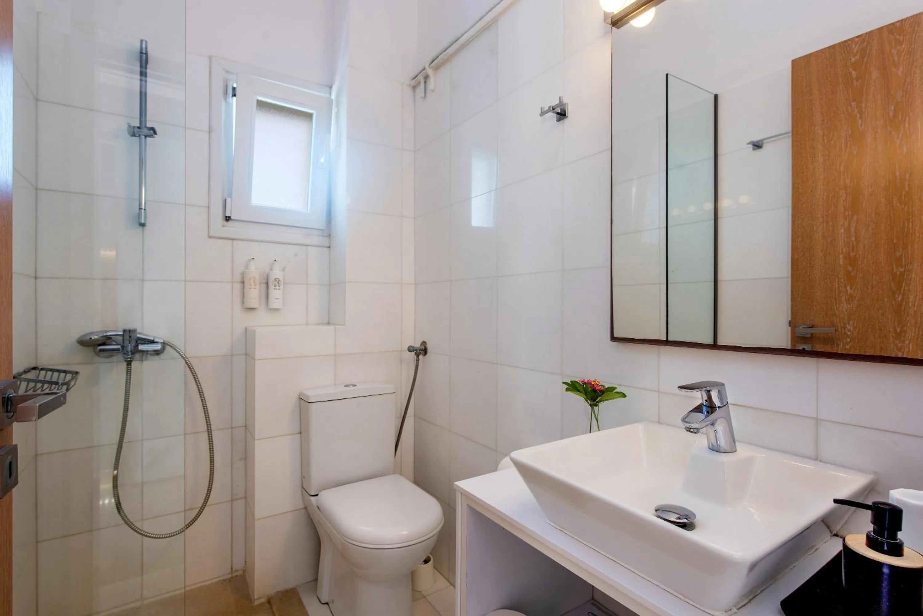 Krouzeri Beach Apartments