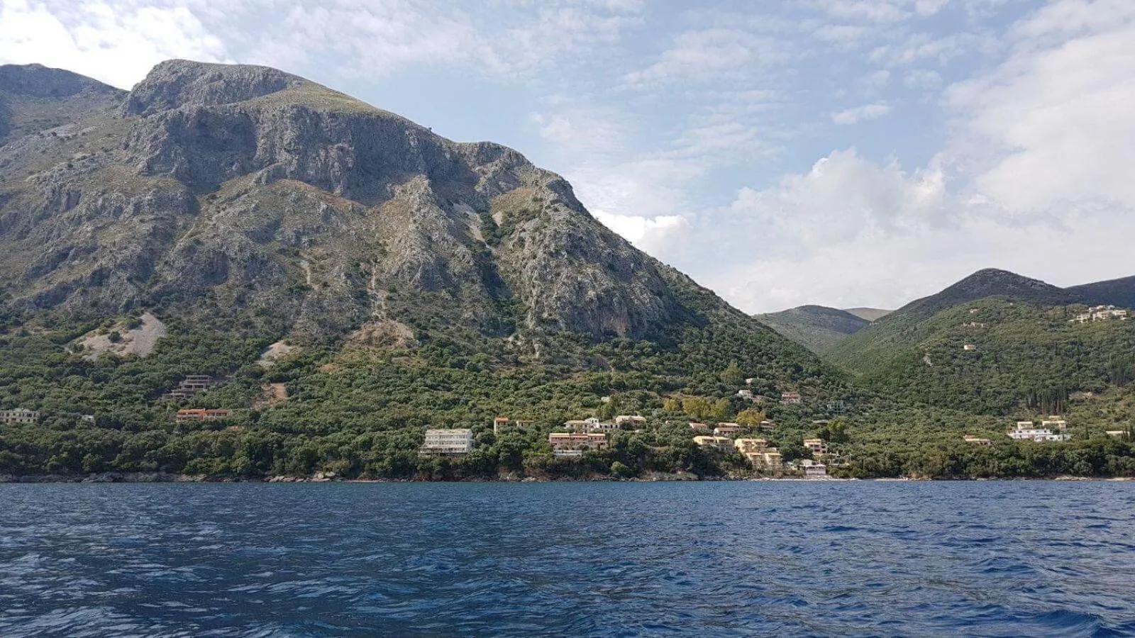 Krouzeri Beach Apartments