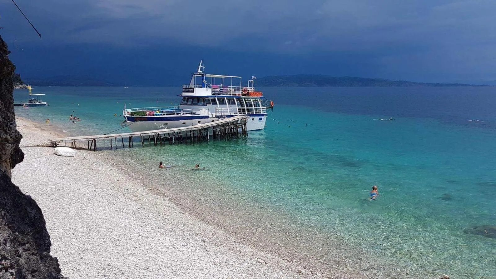 Krouzeri Beach Apartments