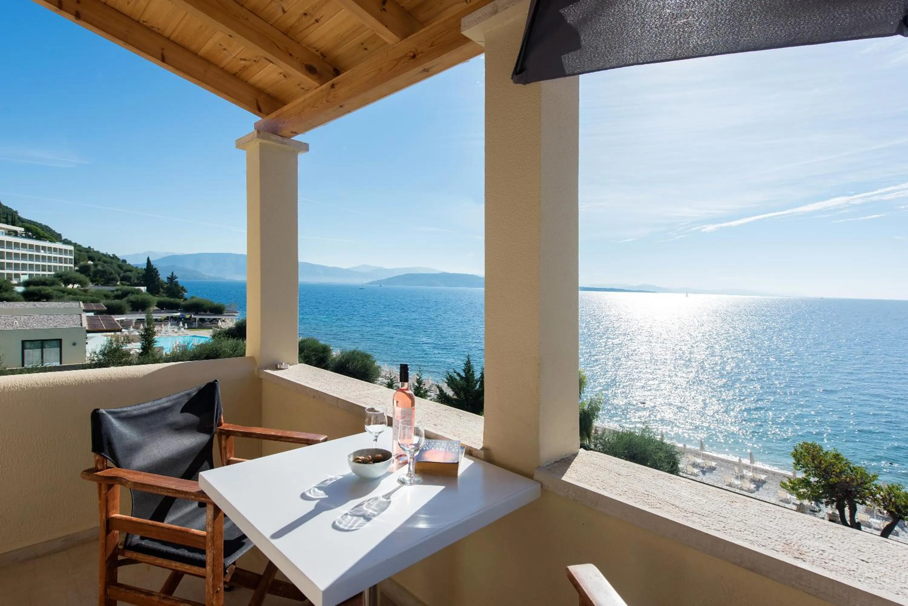 Krouzeri Beach Apartments