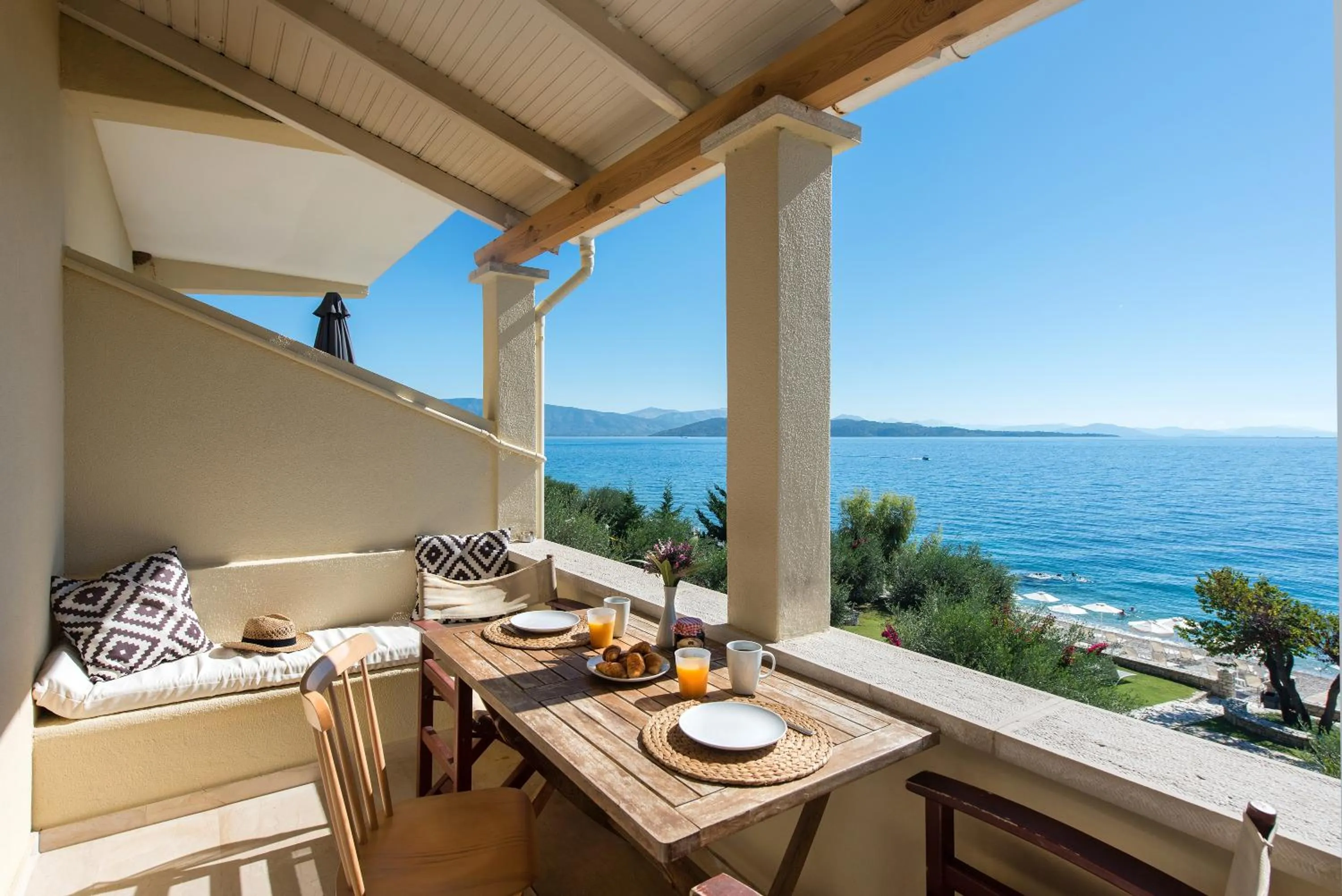 Krouzeri Beach Apartments