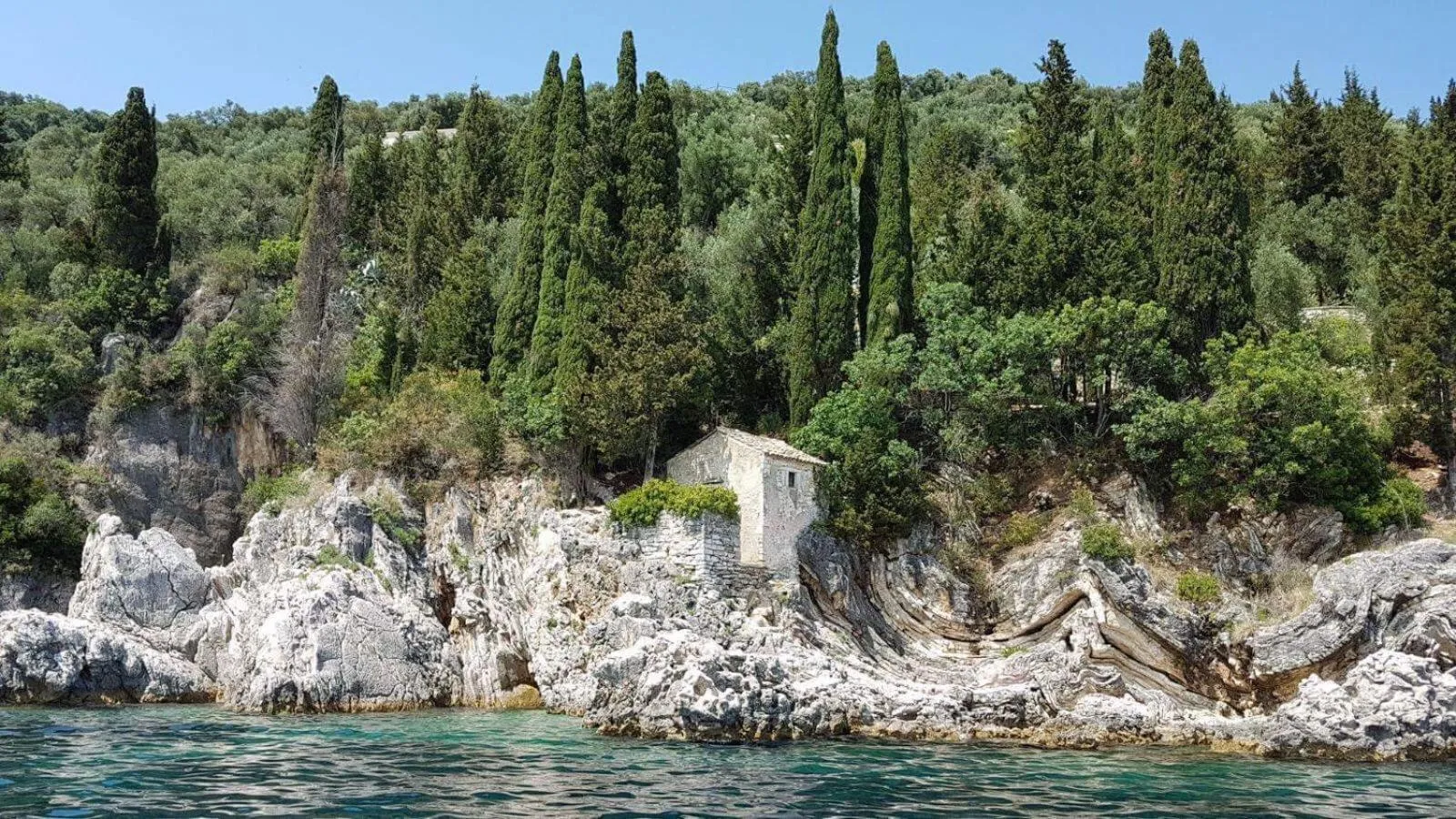 Krouzeri Beach Apartments