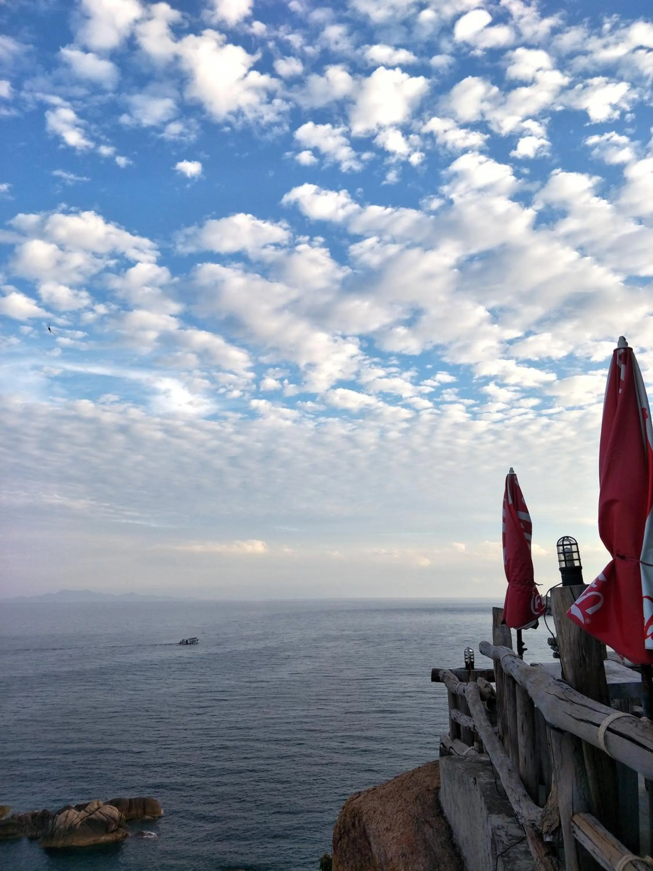 Restaurant/places to eat in Moondance Magic View Bungalow