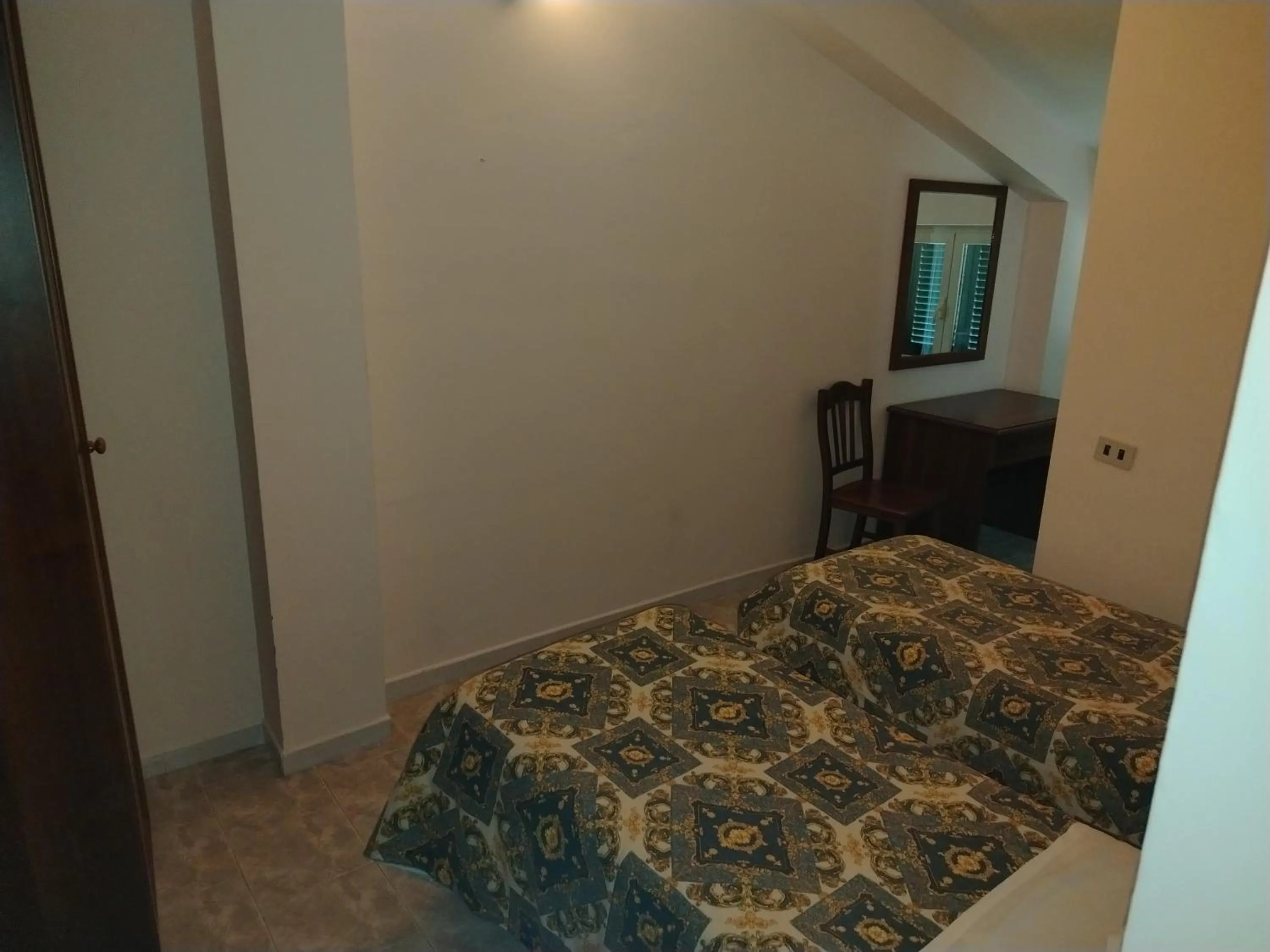 Bed in Villa Del Colle