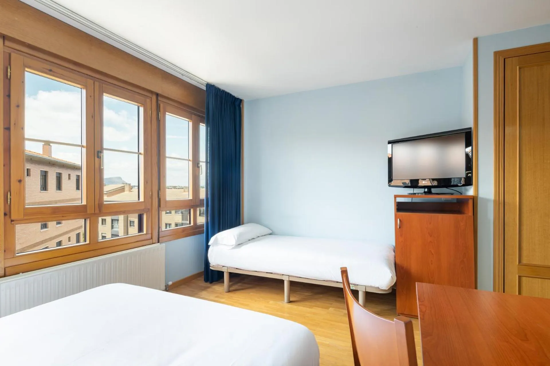 Bed in Hostal Alda Río Duero