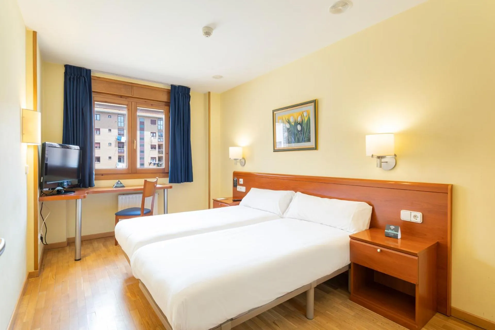 Bed in Hostal Alda Río Duero