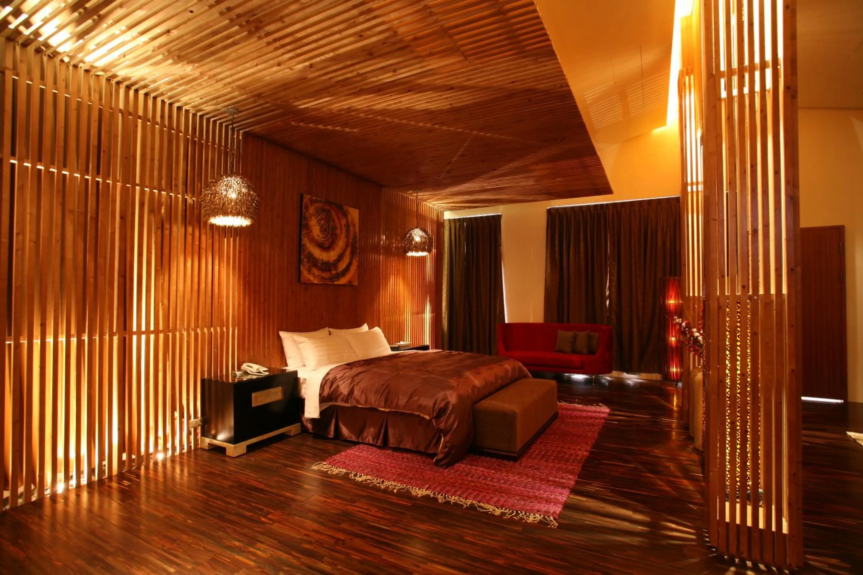 Bed in Chateau Boutique Motel