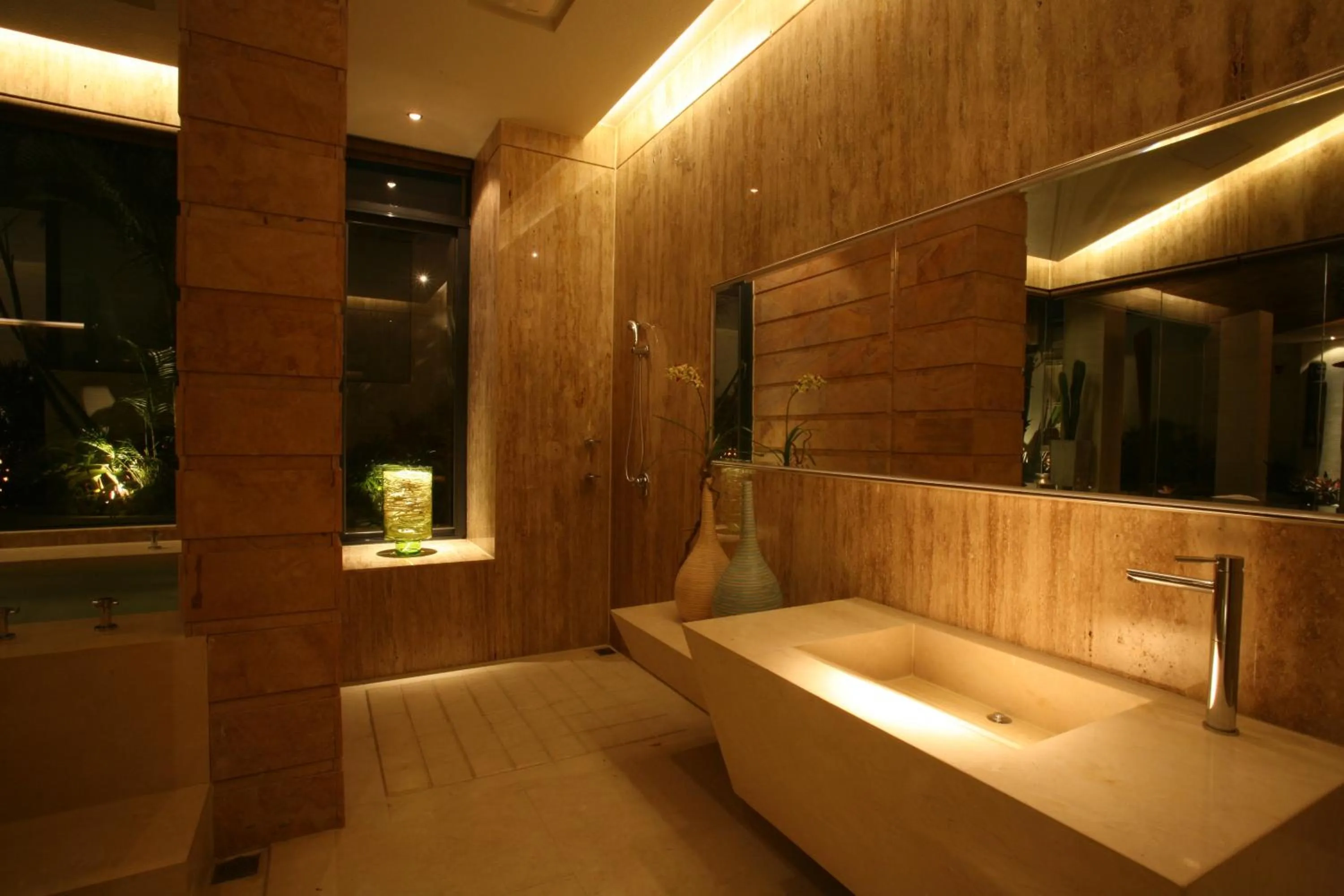 Bathroom in Chateau Boutique Motel