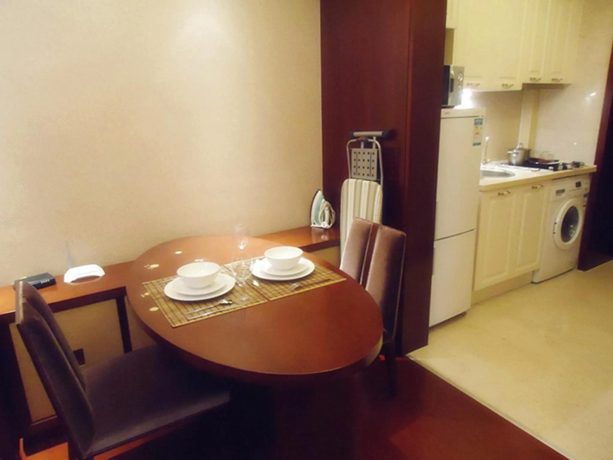 Dining area in Ziyuan Service Apartment