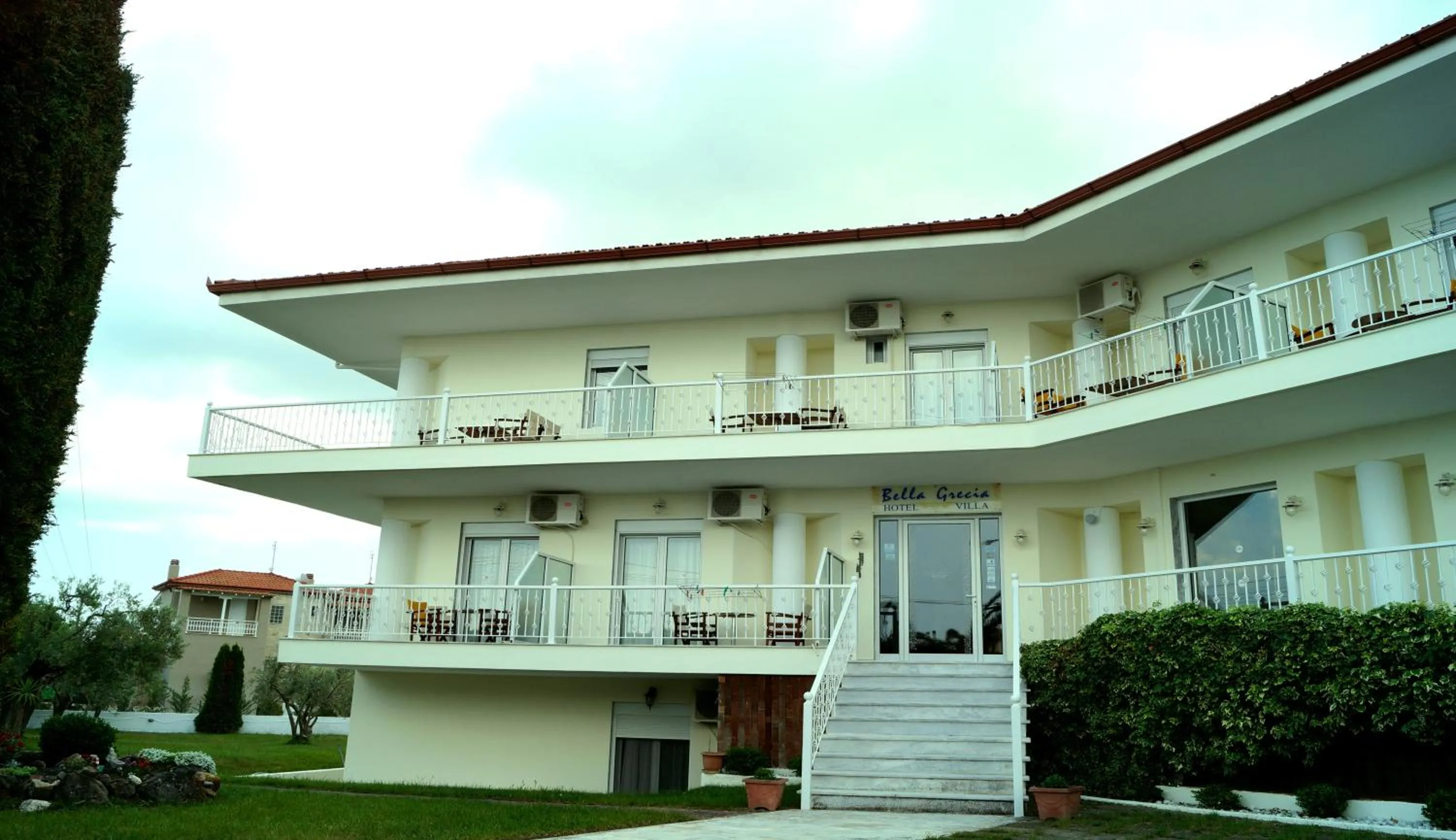 Facade/entrance in Bella Grecia
