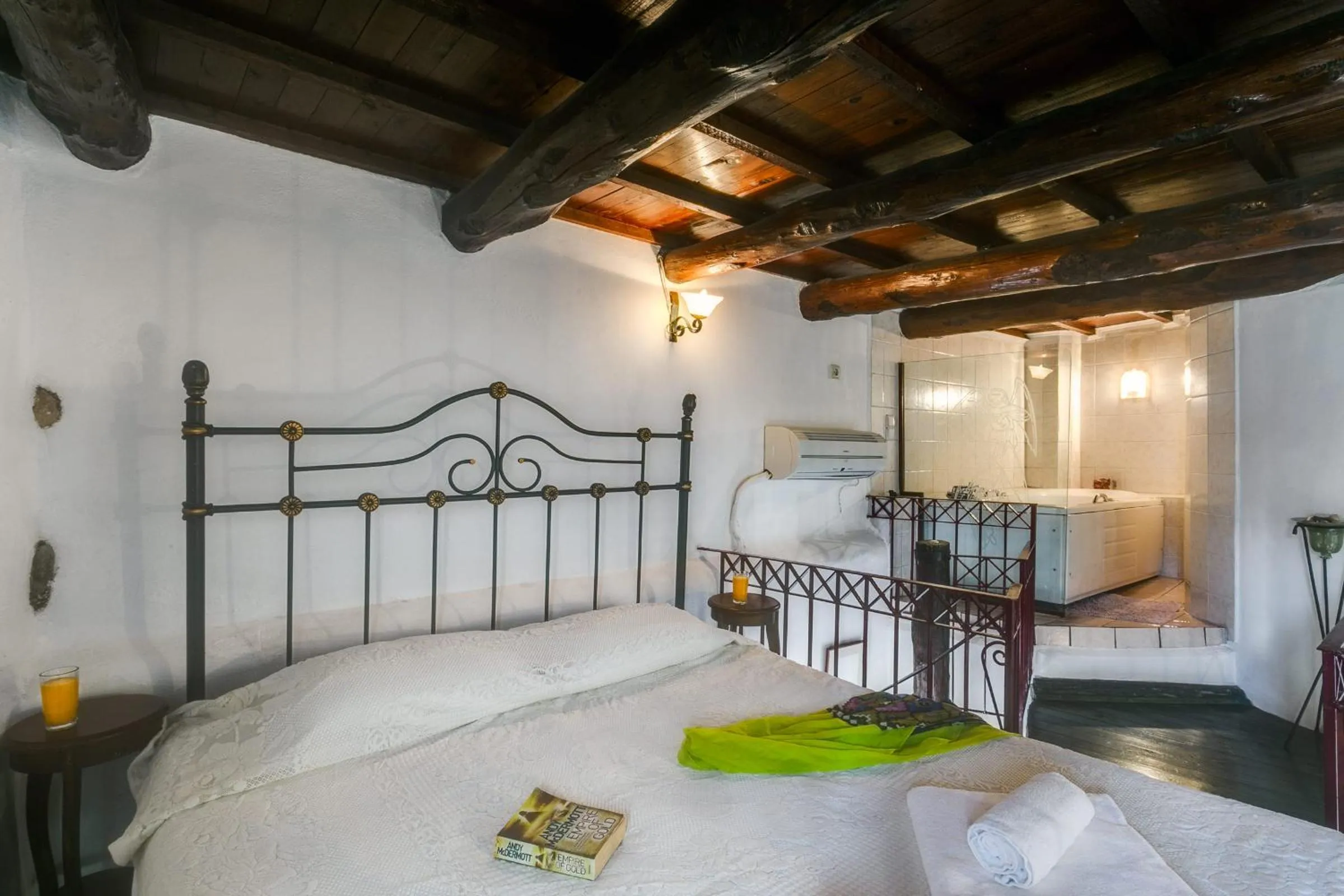 Bed in Ifigenia by Captain Michalis