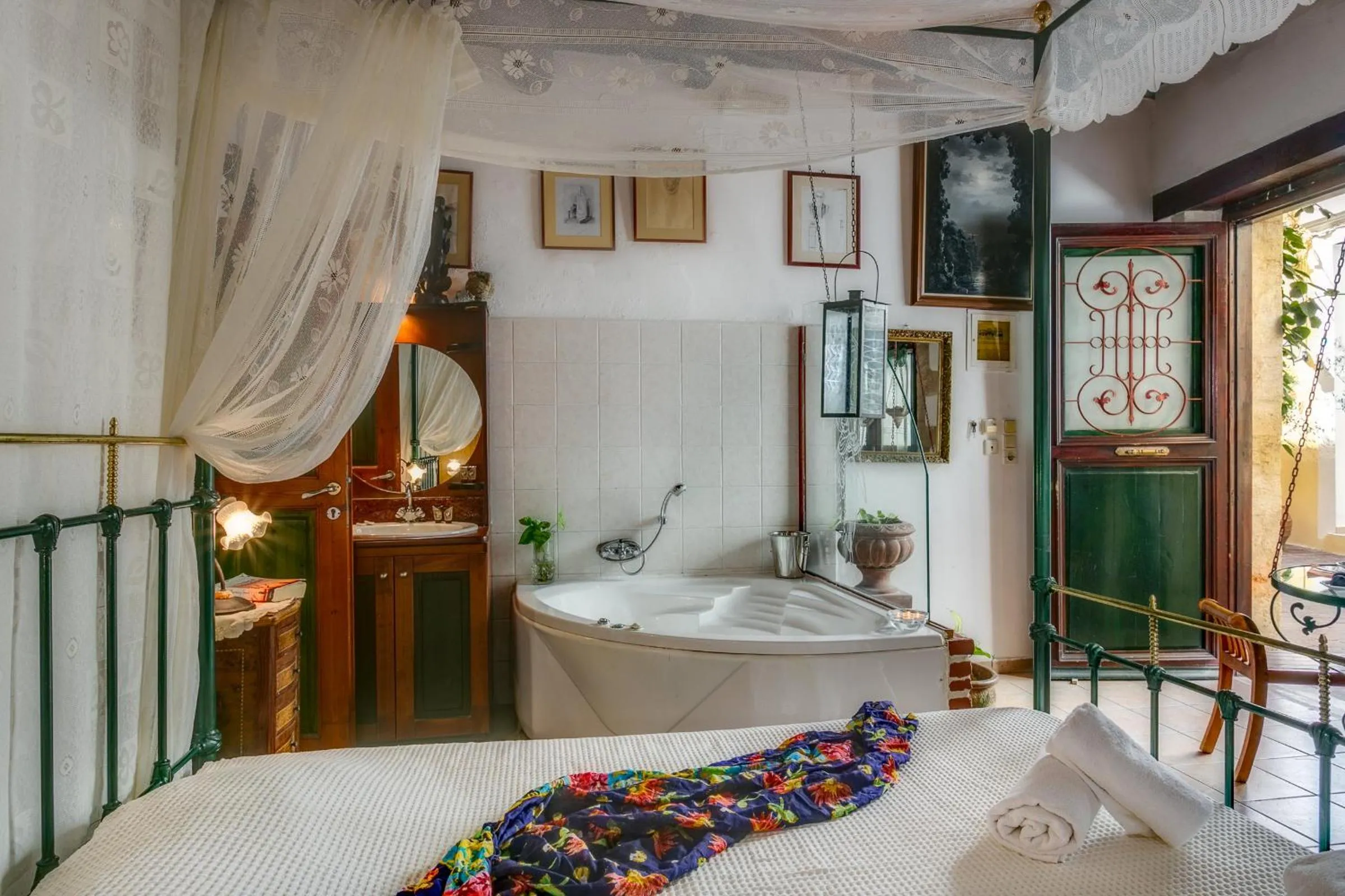 Massage, Bed in Ifigenia by Captain Michalis