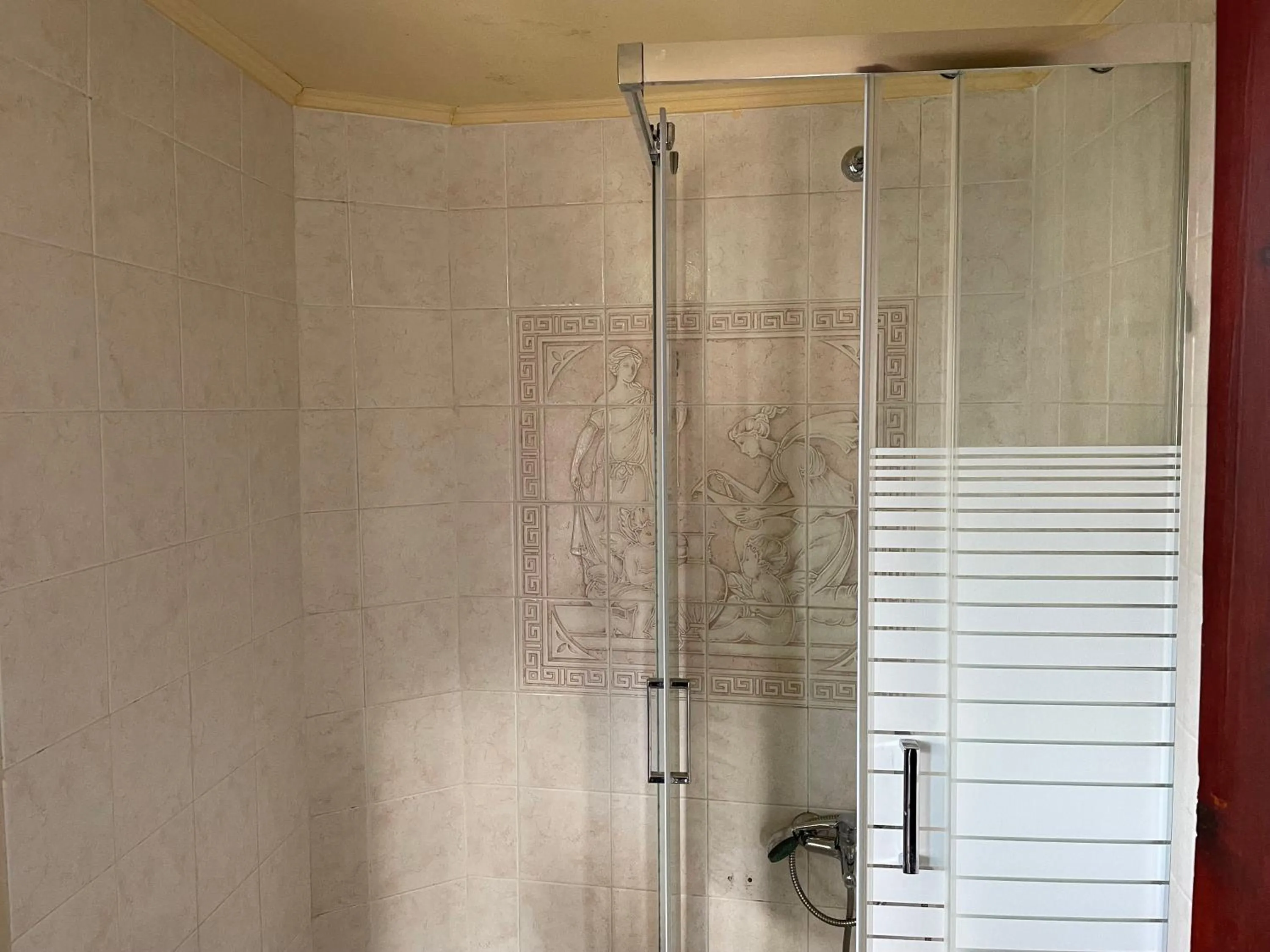 Ifigenia by Captain Michalis