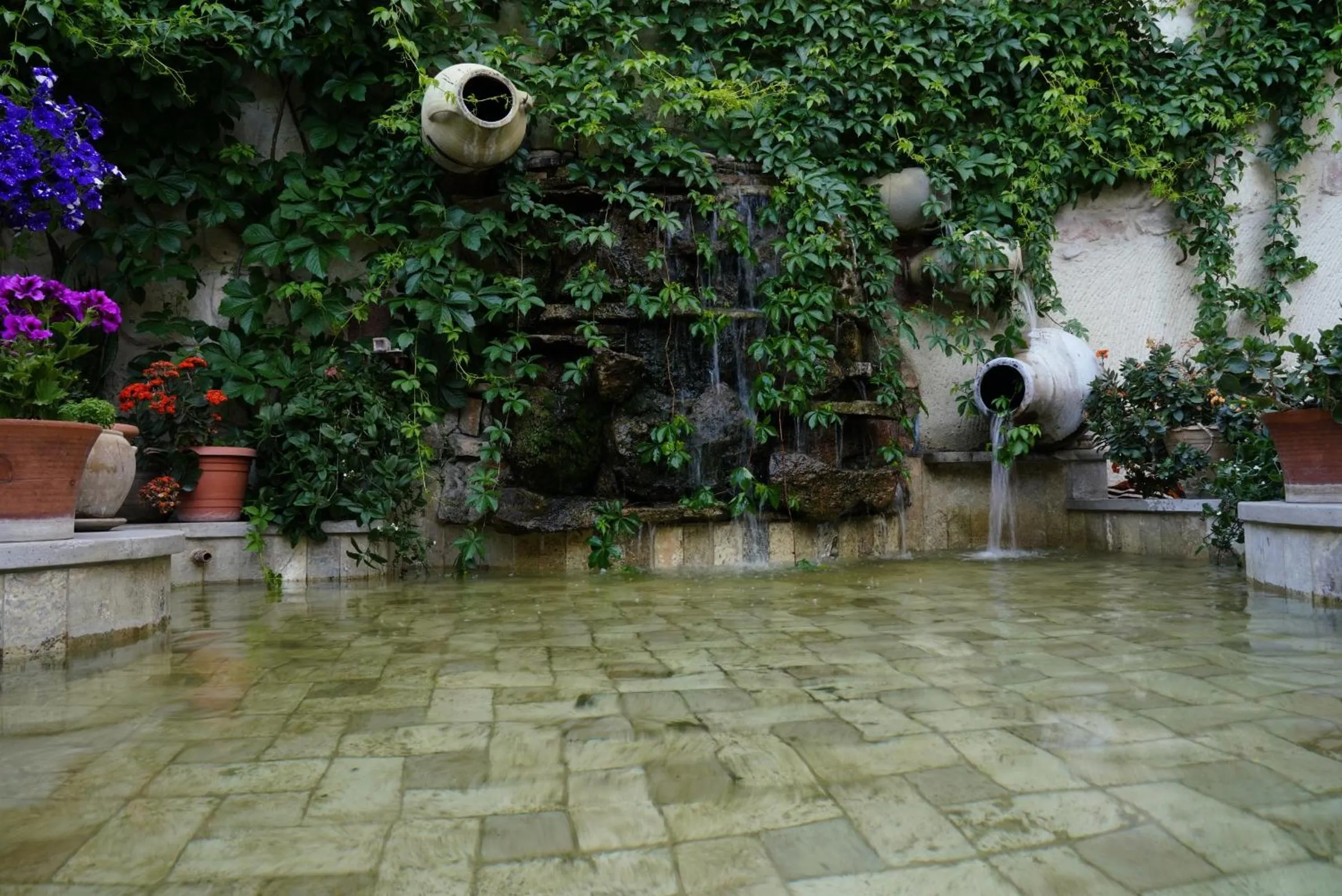 Decorative detail in Safran Cave Hotel