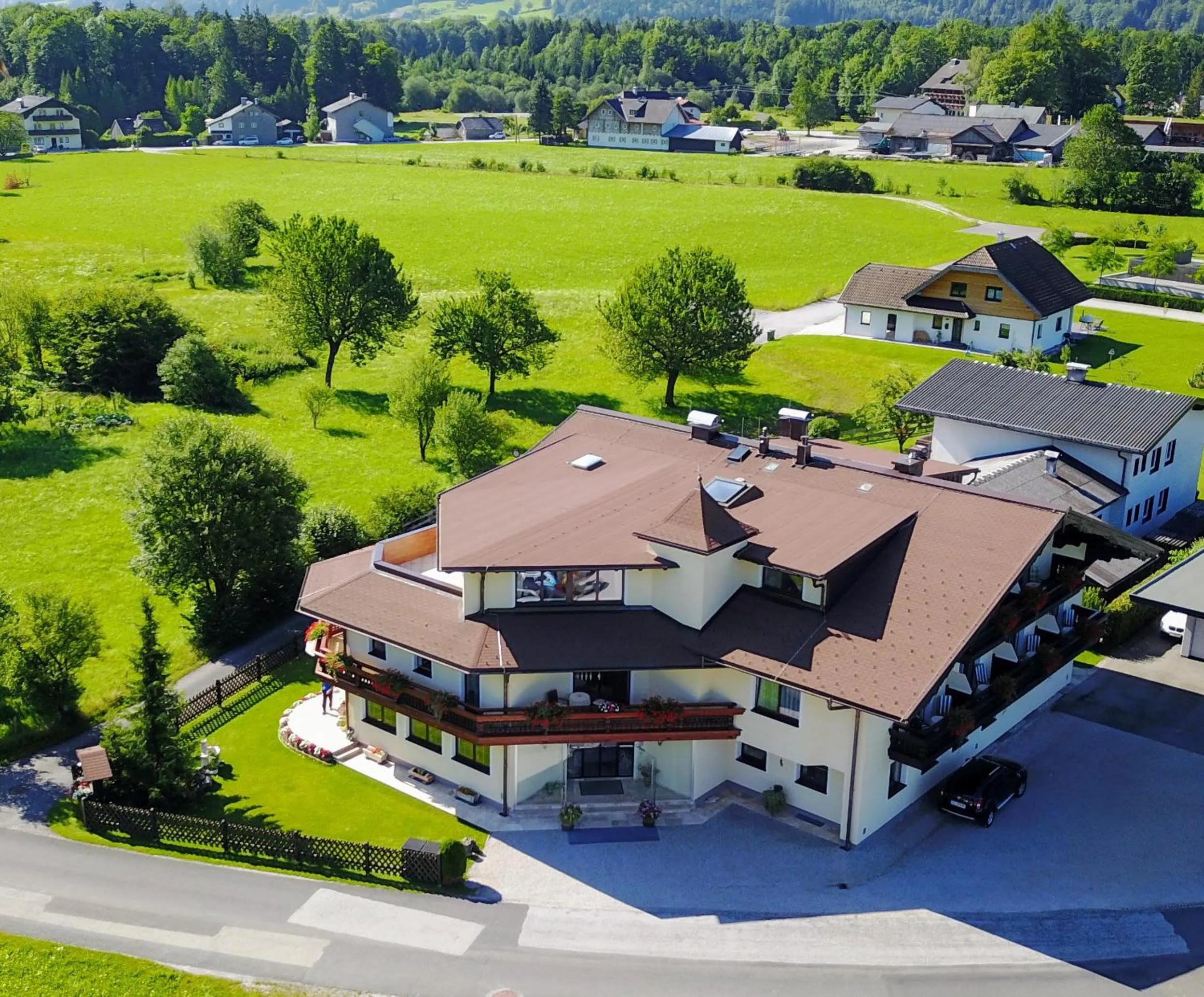 Bird's eye view in Pension Schlömmer