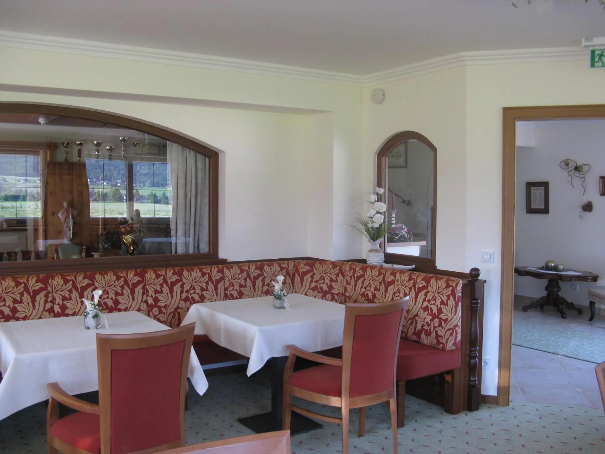 Restaurant/places to eat in Pension Schlömmer