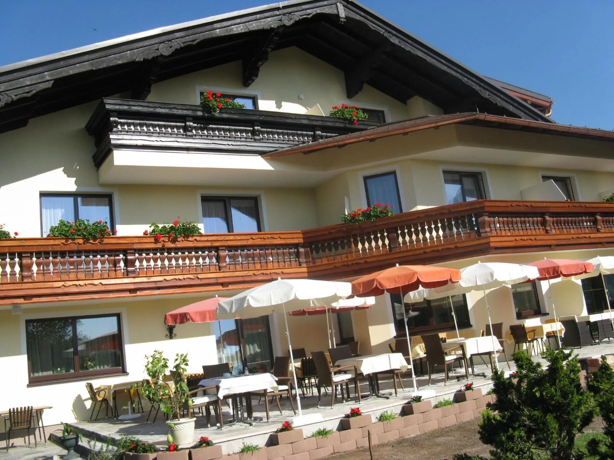 Property building in Pension Schlömmer