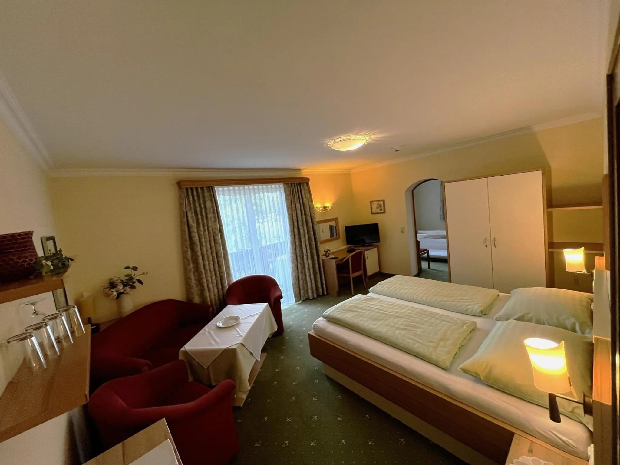 Bed in Pension Schlömmer
