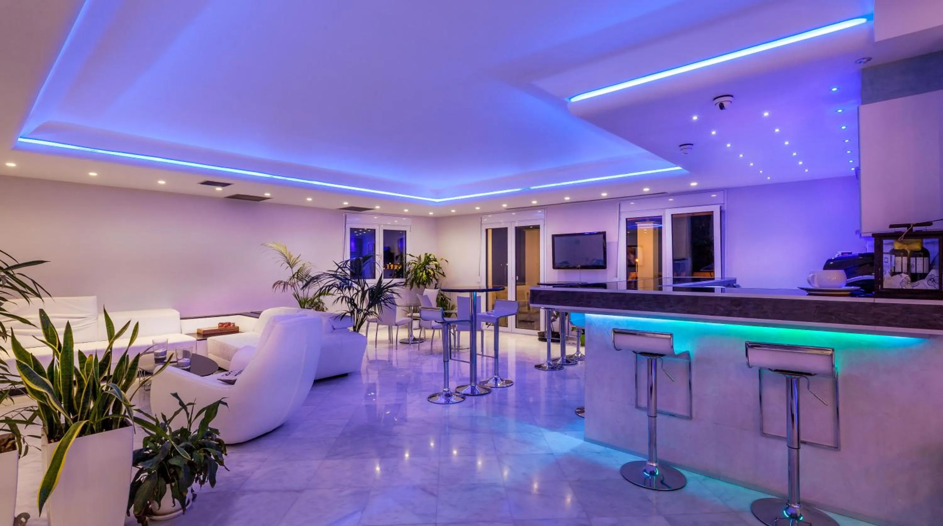 Living room in Pearl Bay Hotel Apartments